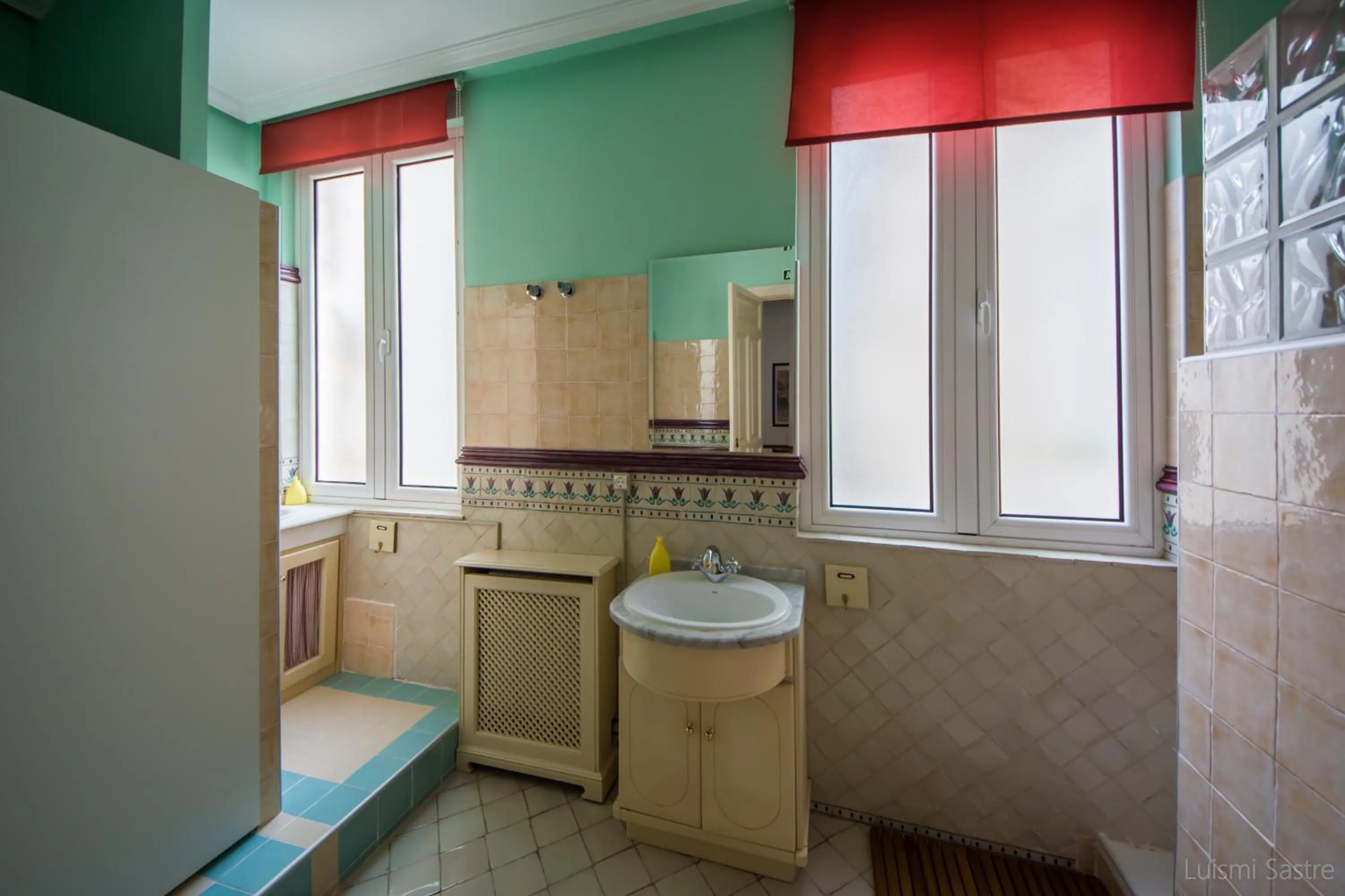 Shower in Hostel Covent Garden by gaiarooms