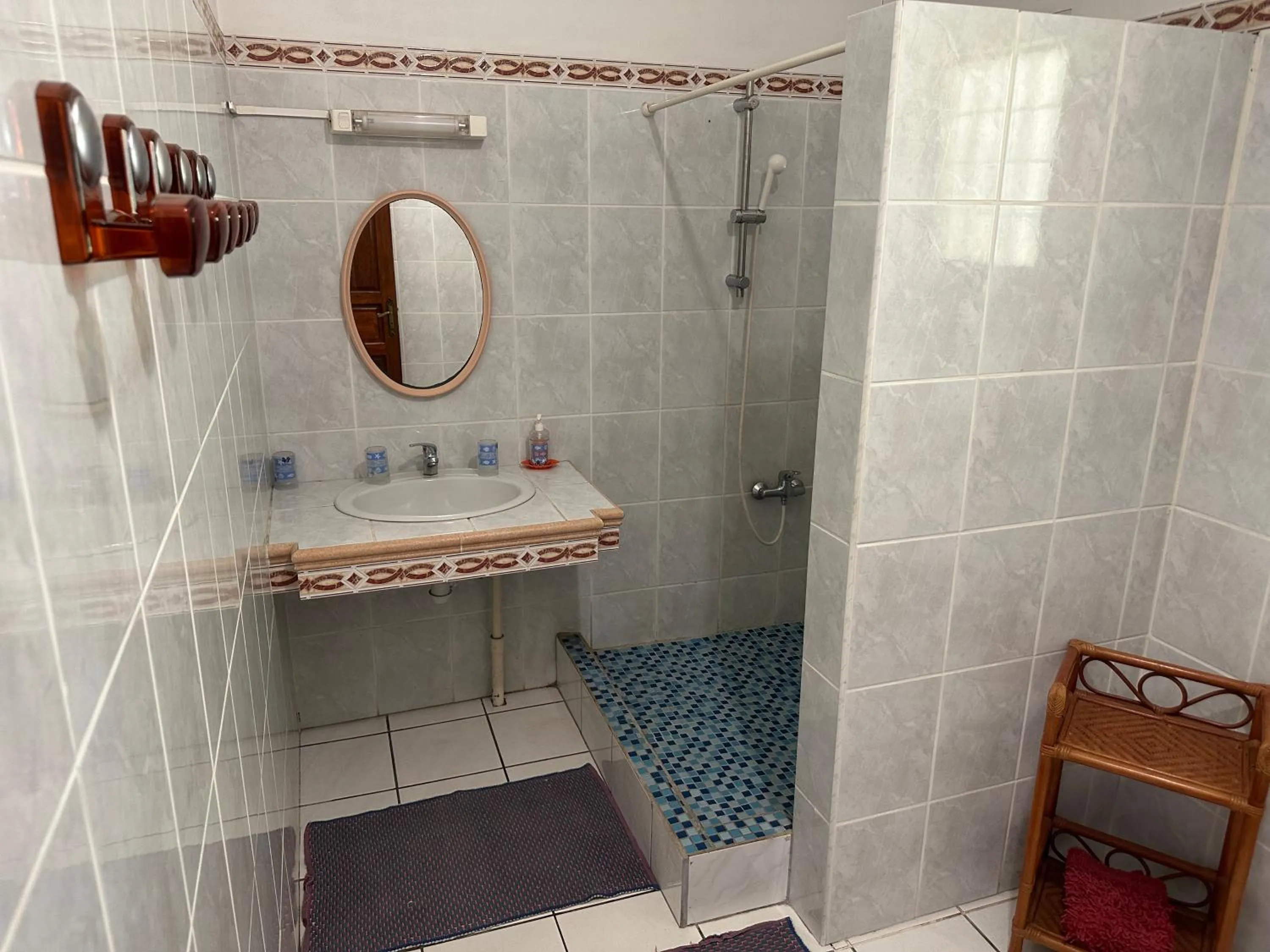 Bathroom in Zoiseaux Pays