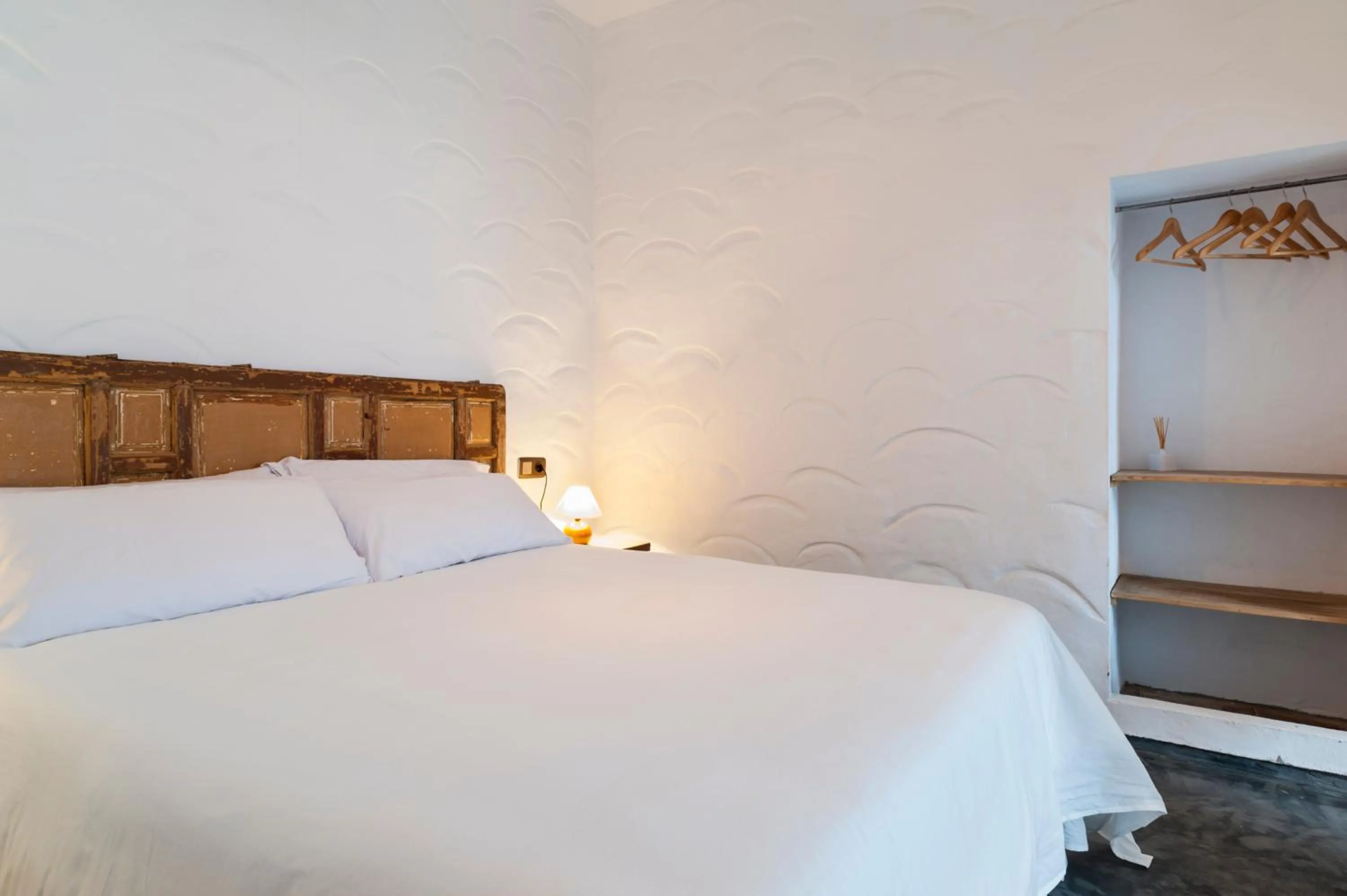 Photo of the whole room, Bed in La Fonda Antigua ADULTS ONLY