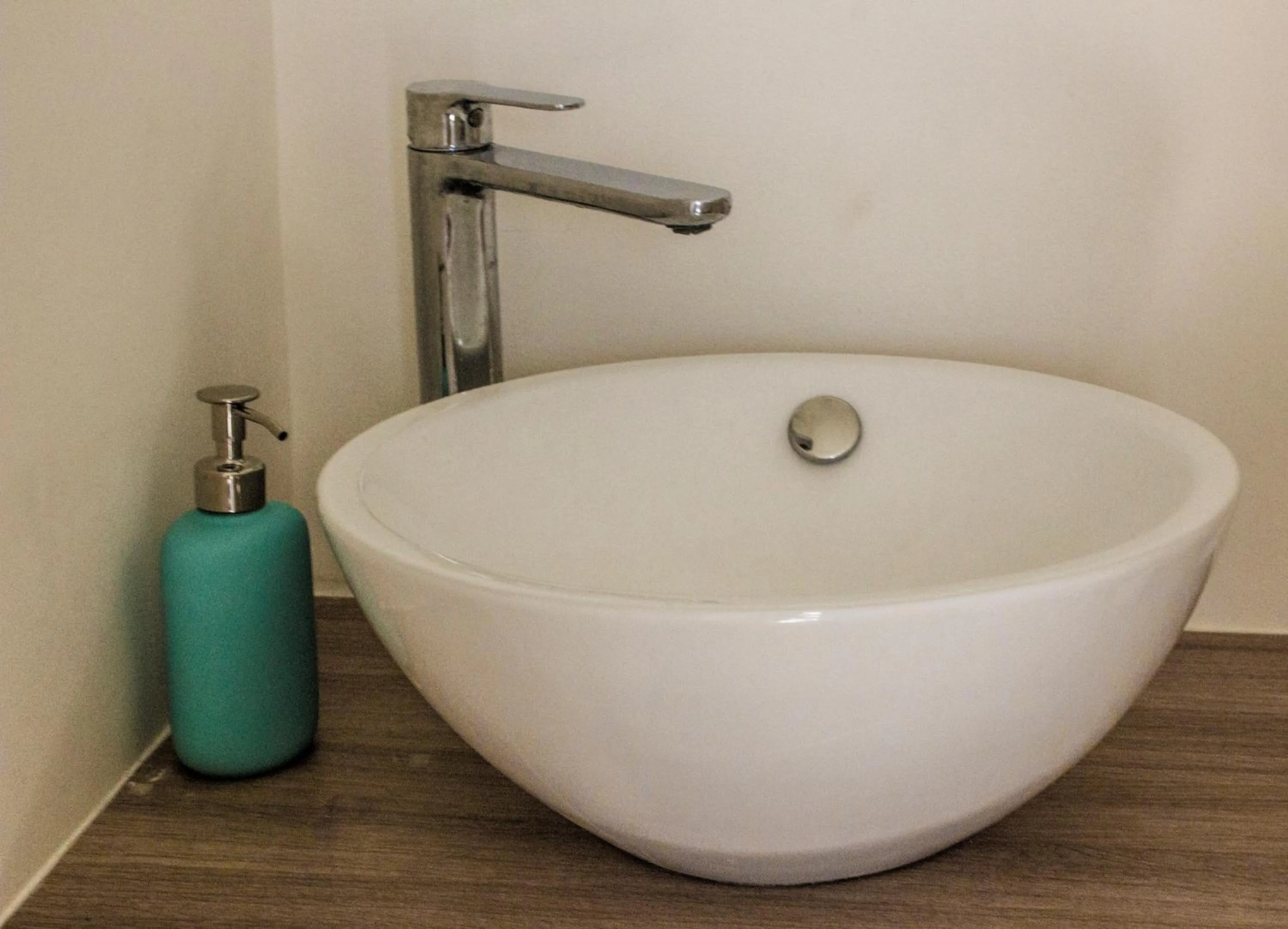 Bathroom in Chambre d'hôtes avec cuisine commune - 5 mns de Narbonne