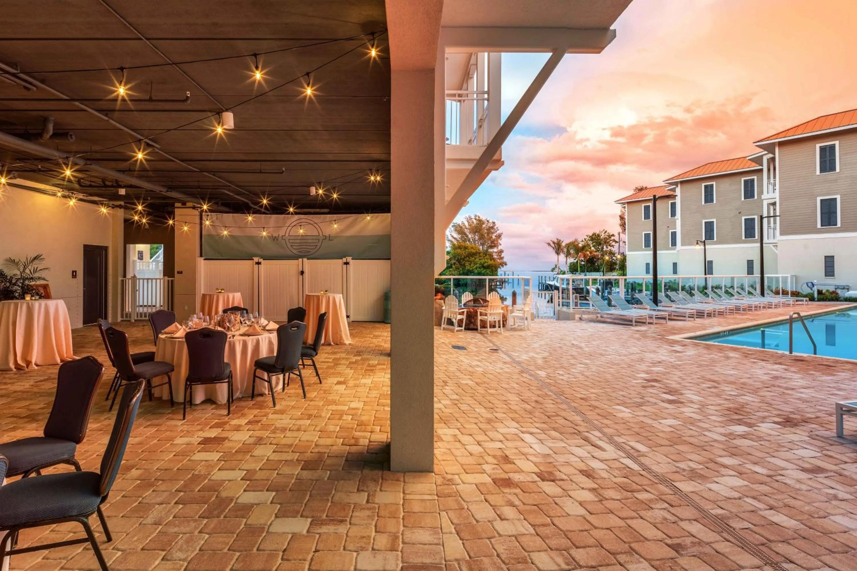 Meeting/conference room in Waterline Villas & Marina, Autograph Collection