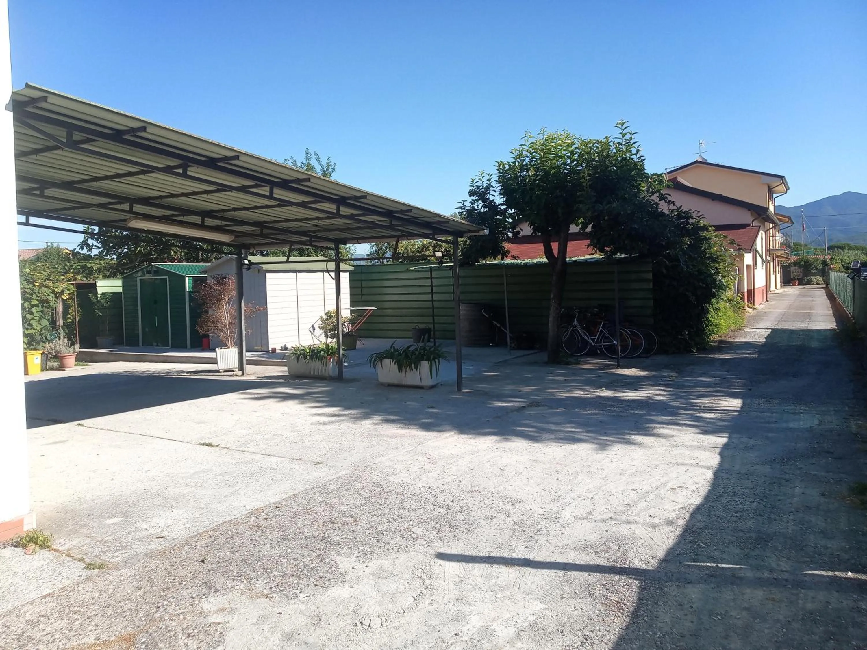 Property building in Nonna Piera