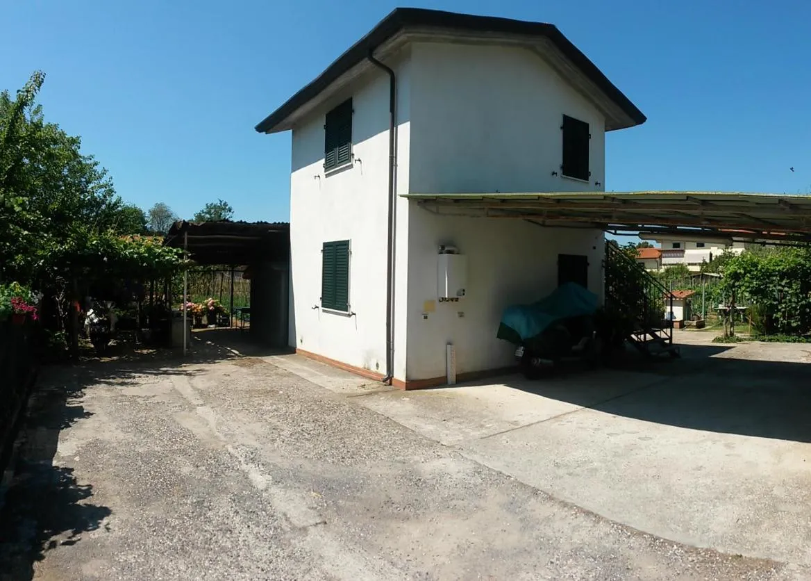 Property building in Nonna Piera