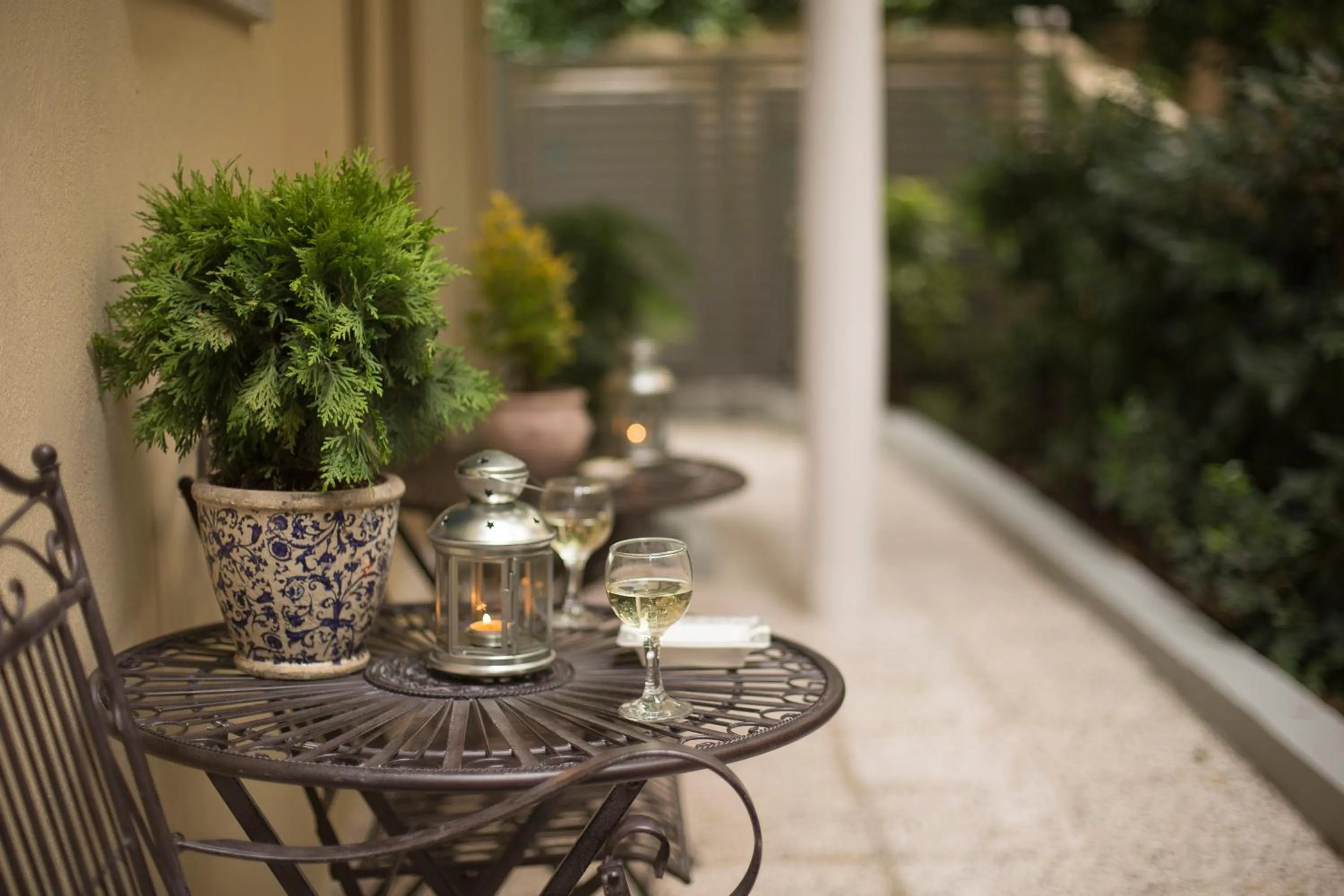 Patio in Gatto Perso Luxury Studios And Apartments