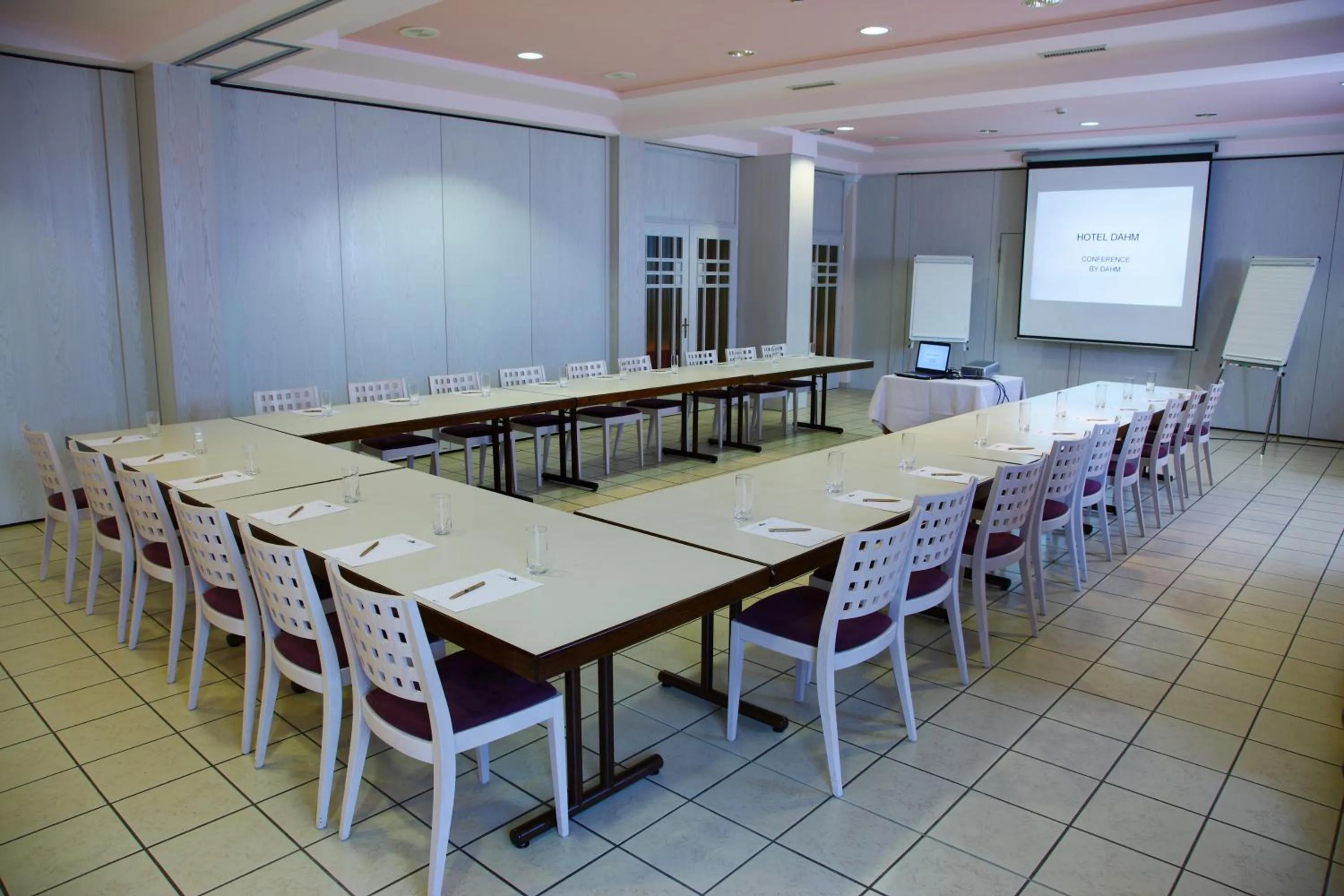 Business facilities in Hotel - Restaurant DAHM