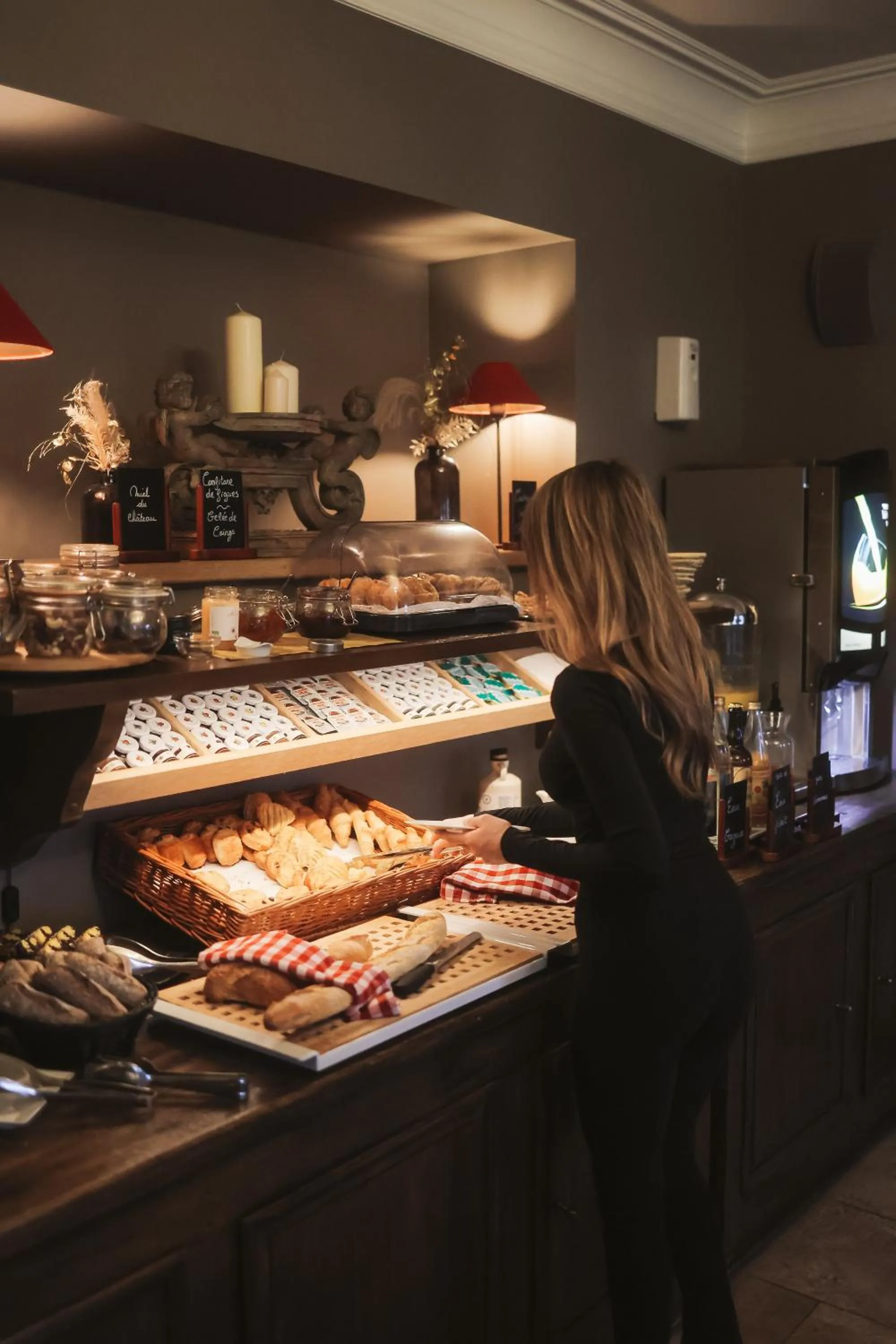 Buffet breakfast in Chateau d'Urspelt