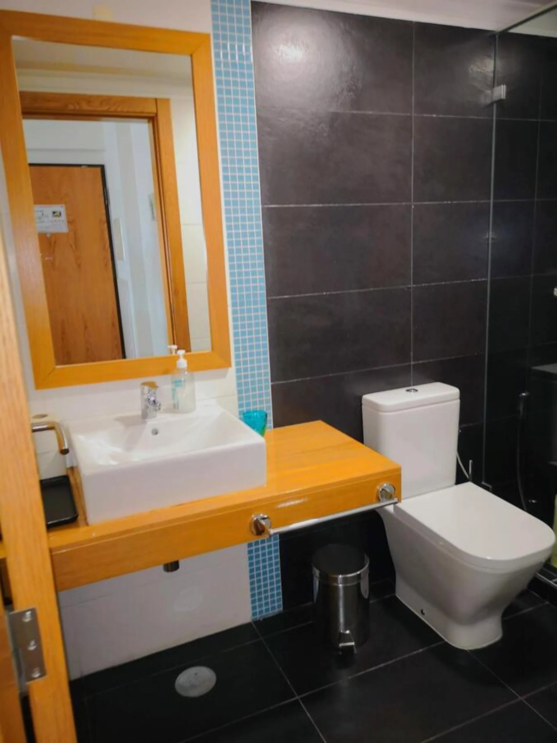 Shower in Casa dos Avós Apartments