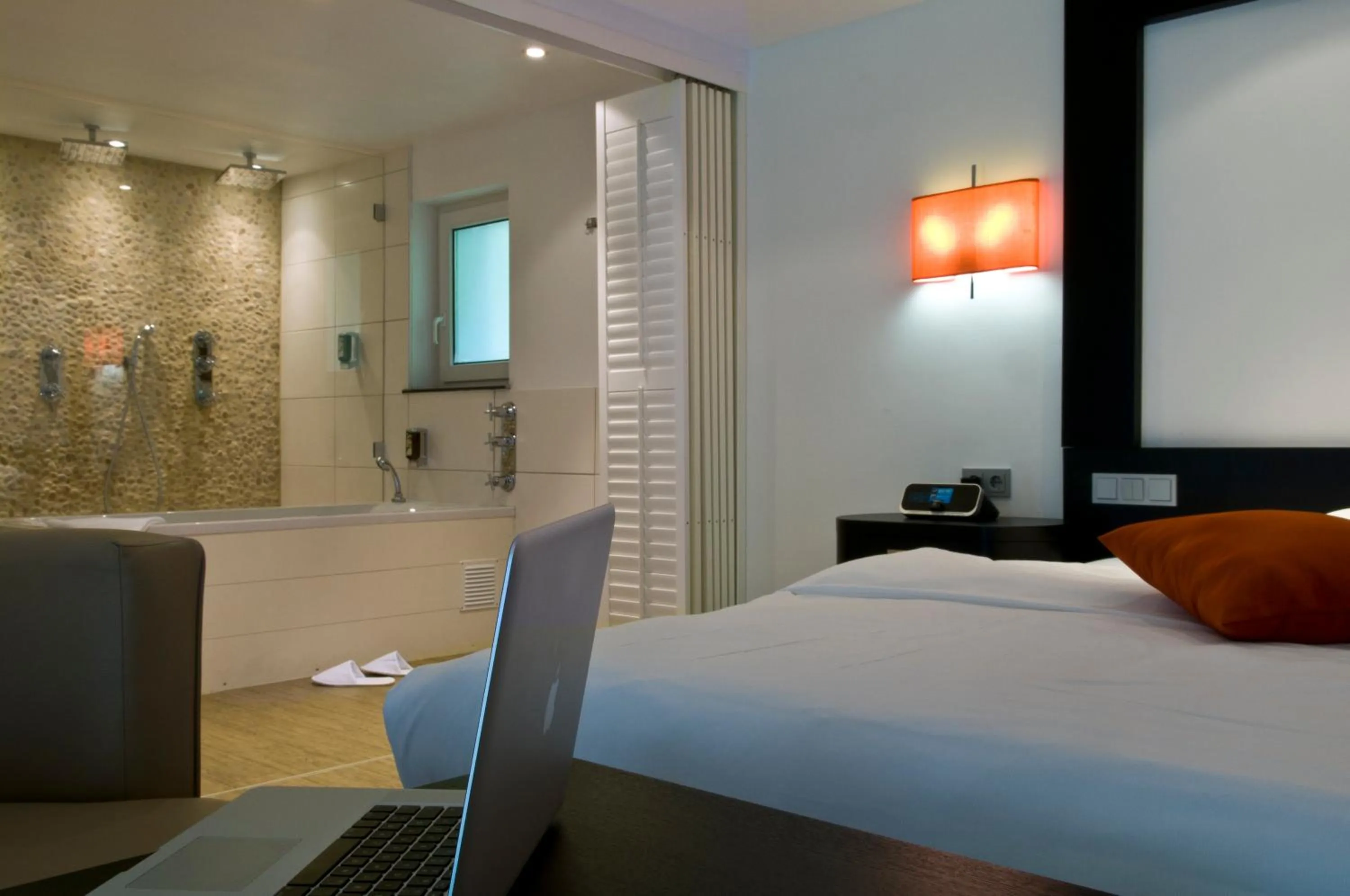 Bed in Cocoon Hotel La Rive