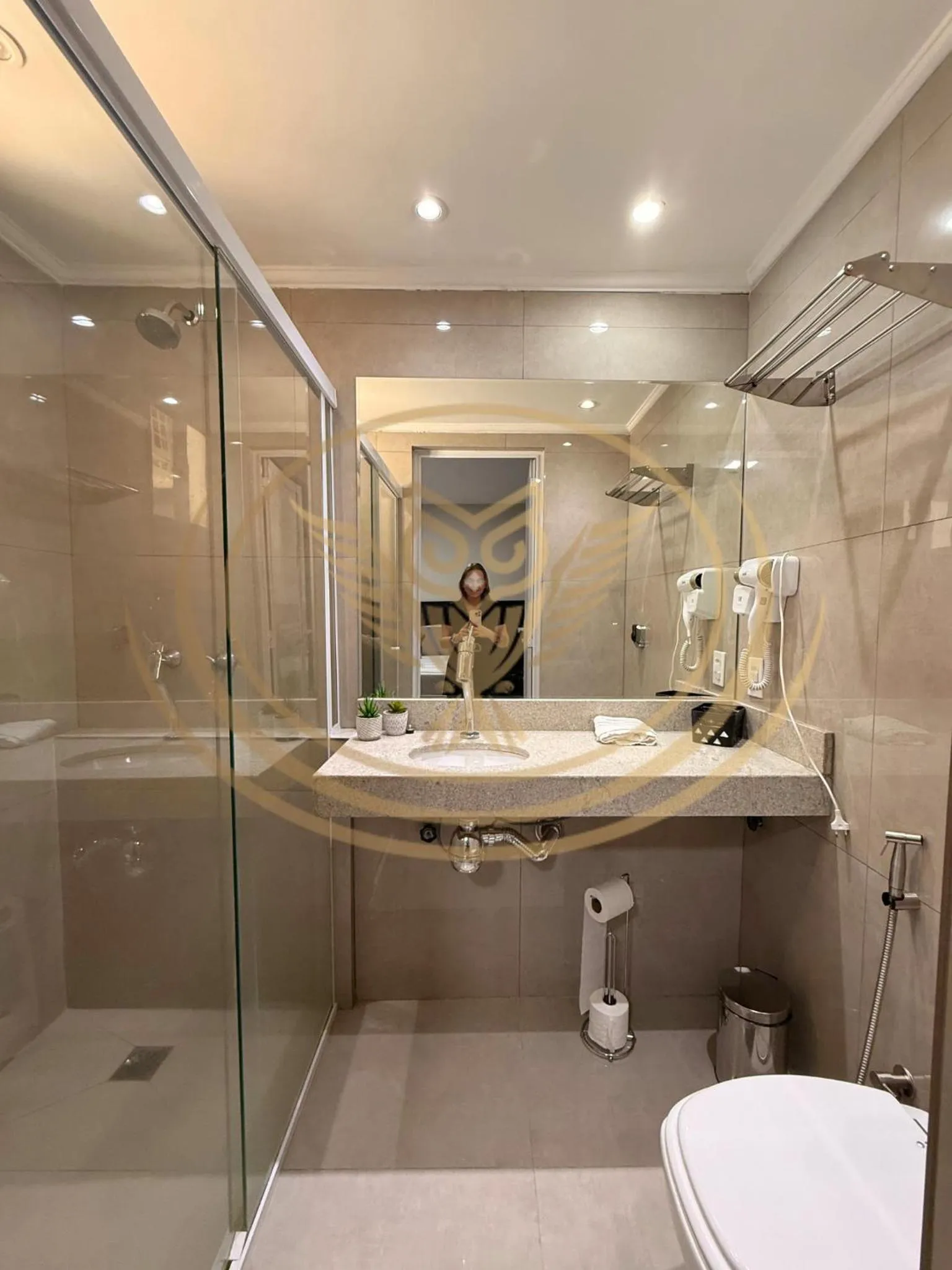 Shower in Coruja Imob - Flat Crystal Place