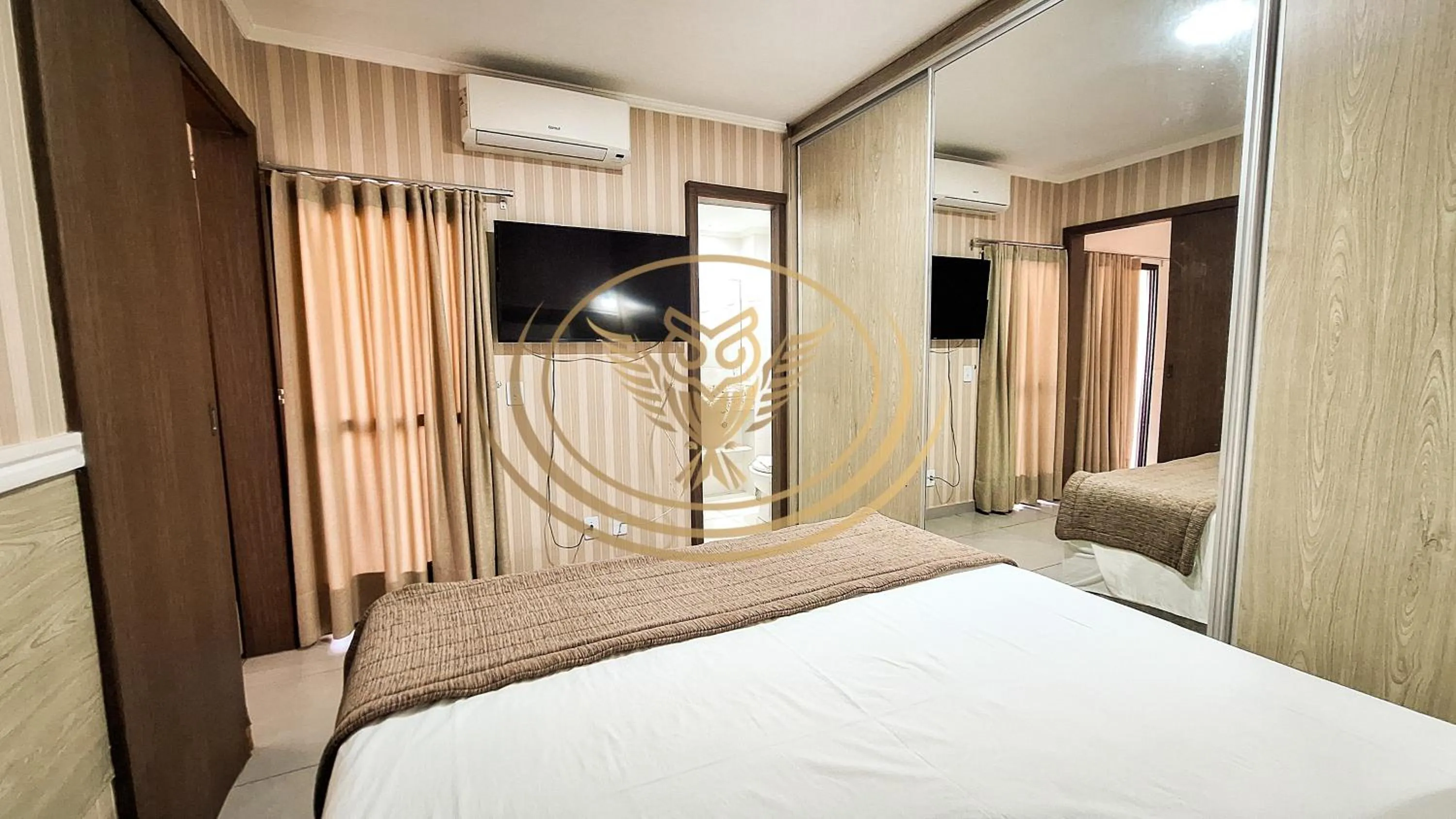 Bed in Coruja Imob - Flat Crystal Place