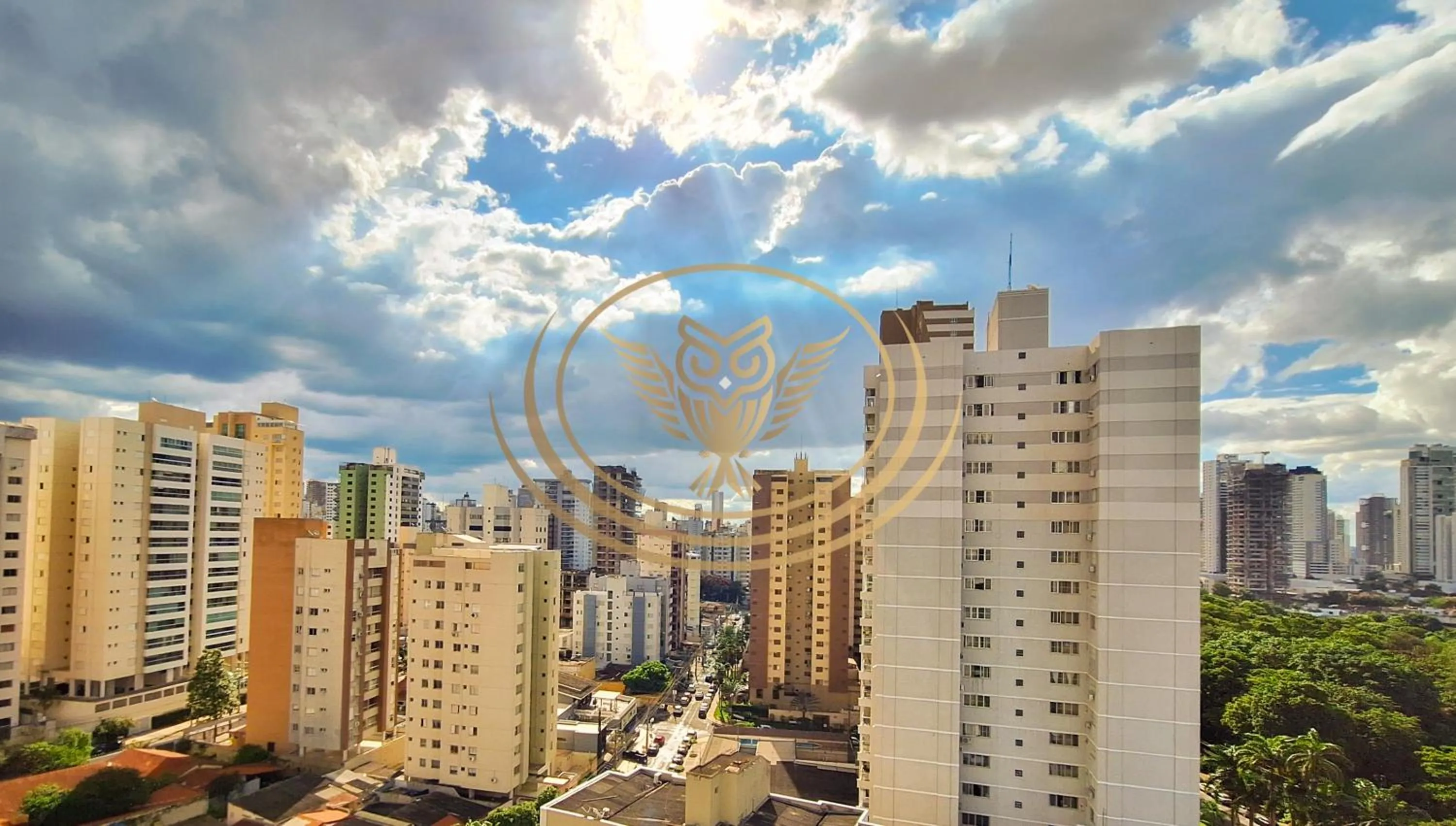 Property building in Coruja Imob - Flat Crystal Place