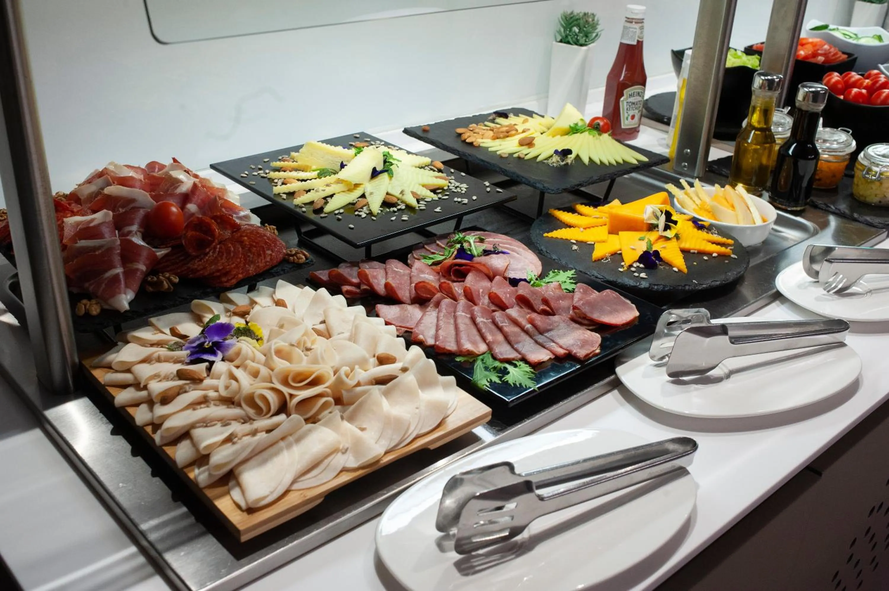 Breakfast in voco - Podgorica by IHG