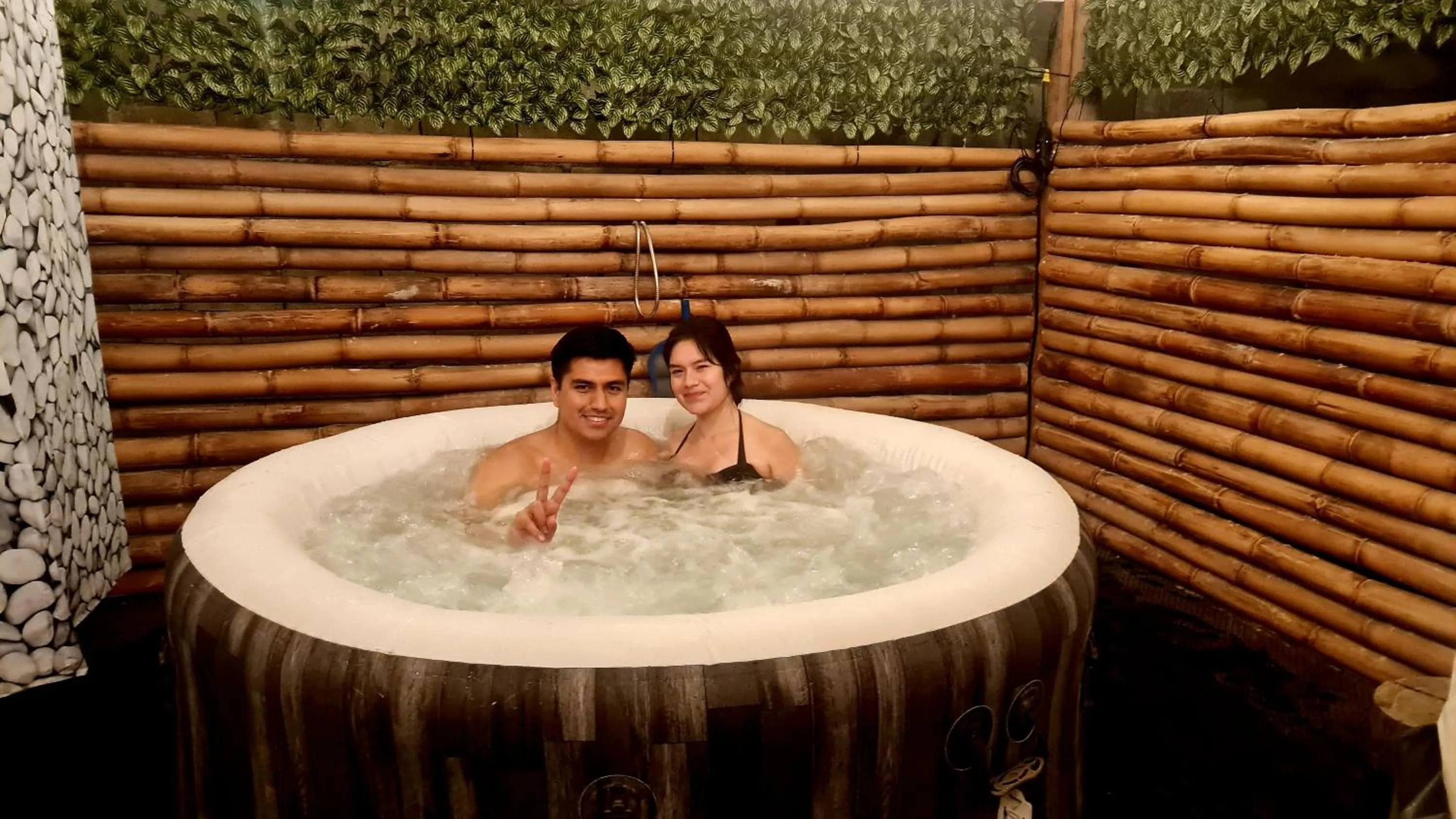 Hot Tub in Tunki Lodge - Tours, Cabañas y Sauna