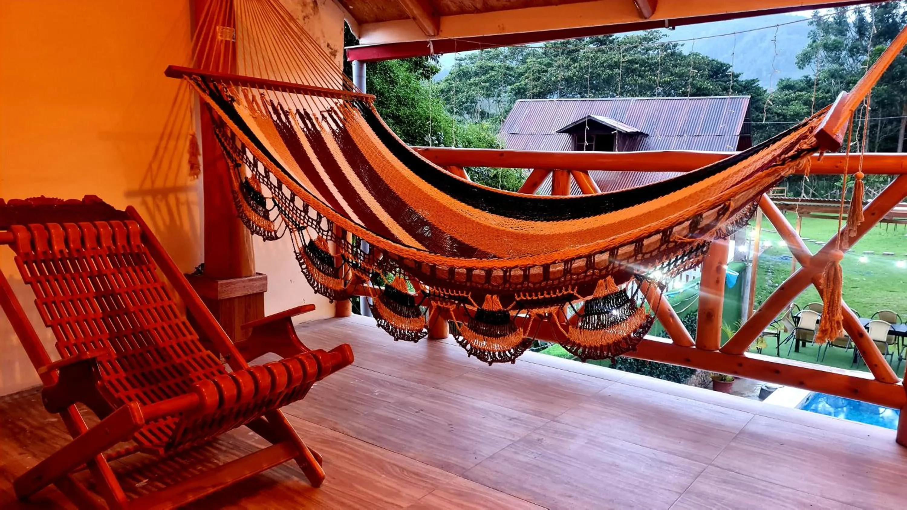 Garden view in Tunki Lodge - Tours, Cabañas y Sauna