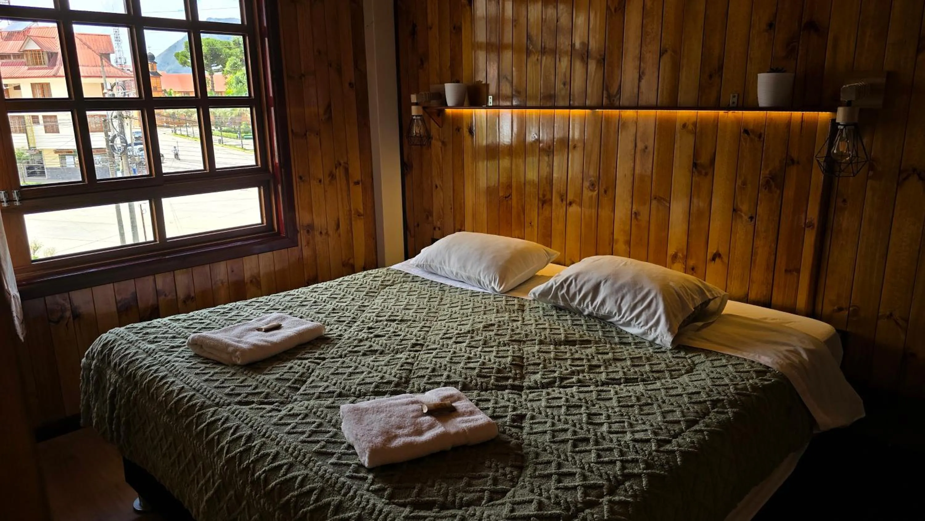 Property building, Bed in Tunki Lodge - Tours, Cabañas y Sauna