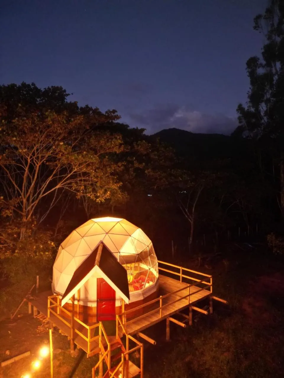 Night in Tunki Lodge - Tours, Cabañas y Sauna