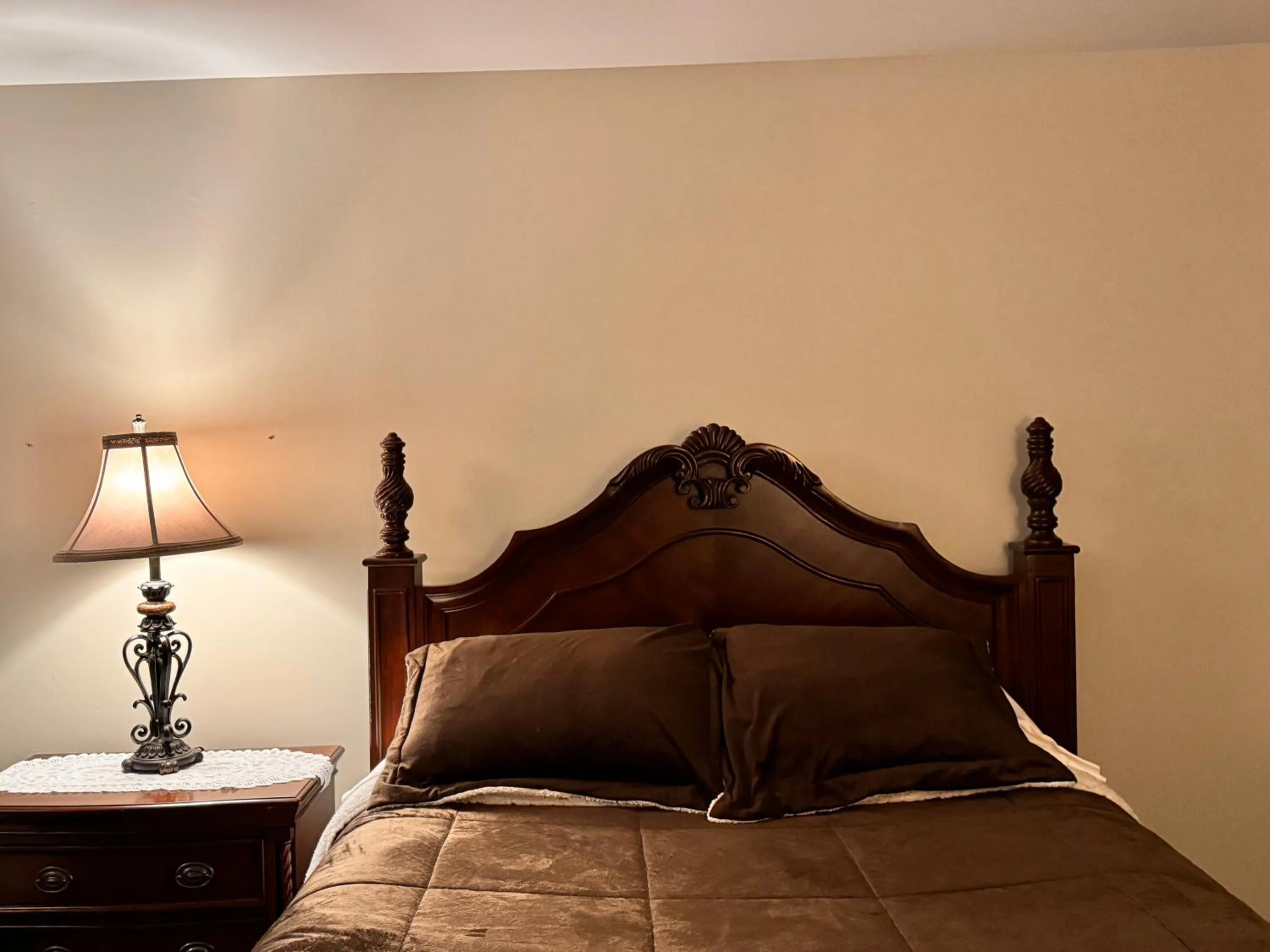 Bed in Fundy Line Motel