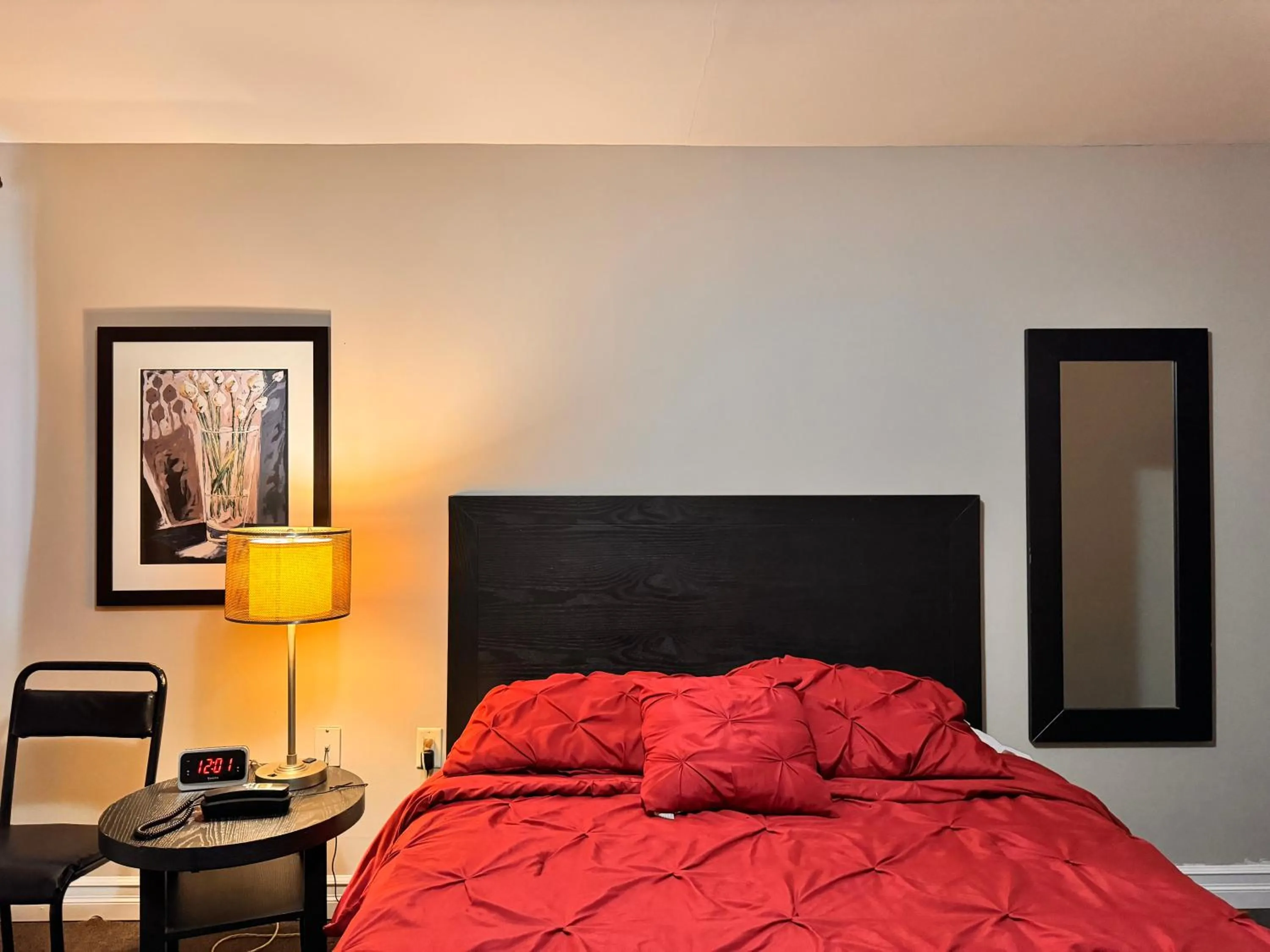 Bed in Fundy Line Motel