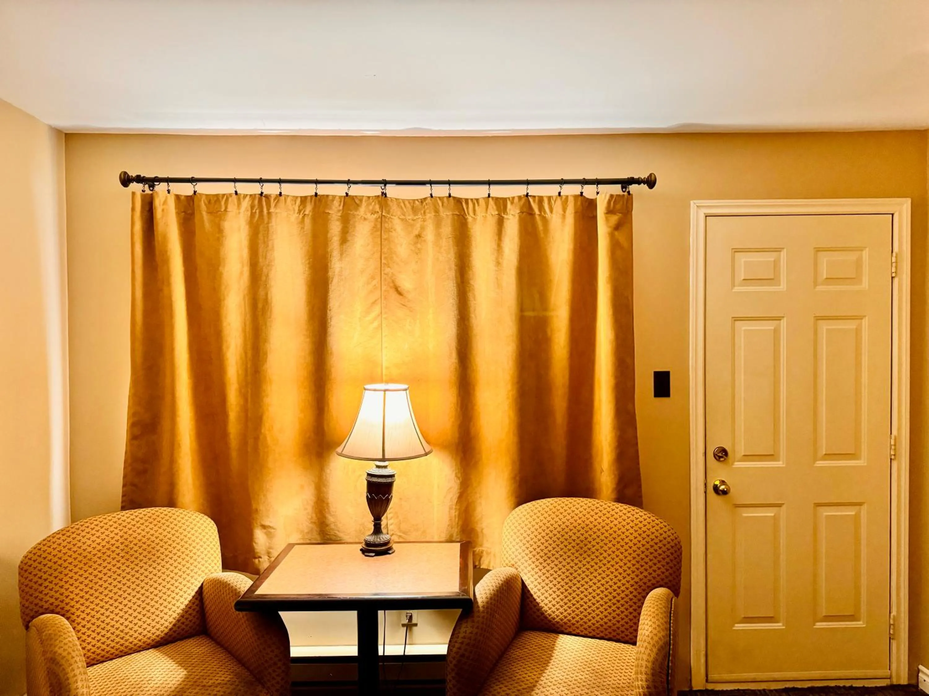 Seating area in Fundy Line Motel