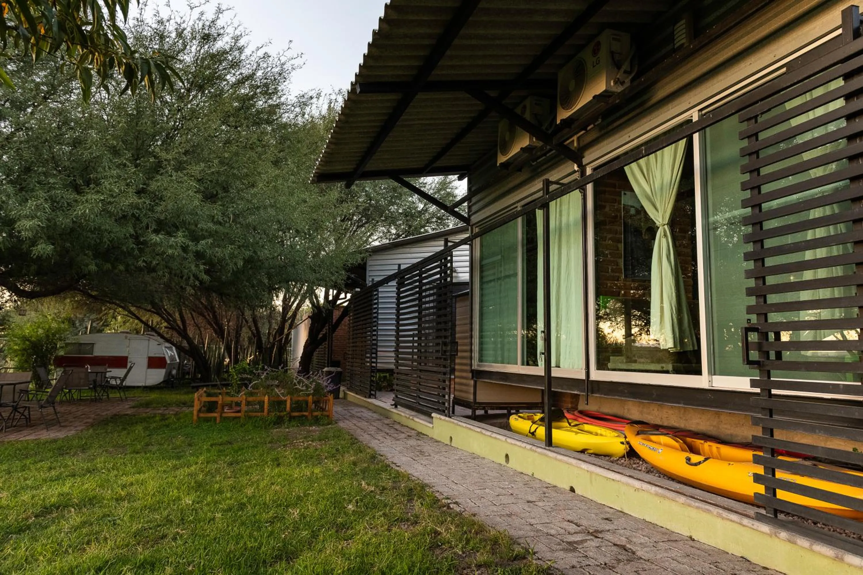 Property building in Mesa Verde by Rotamundos