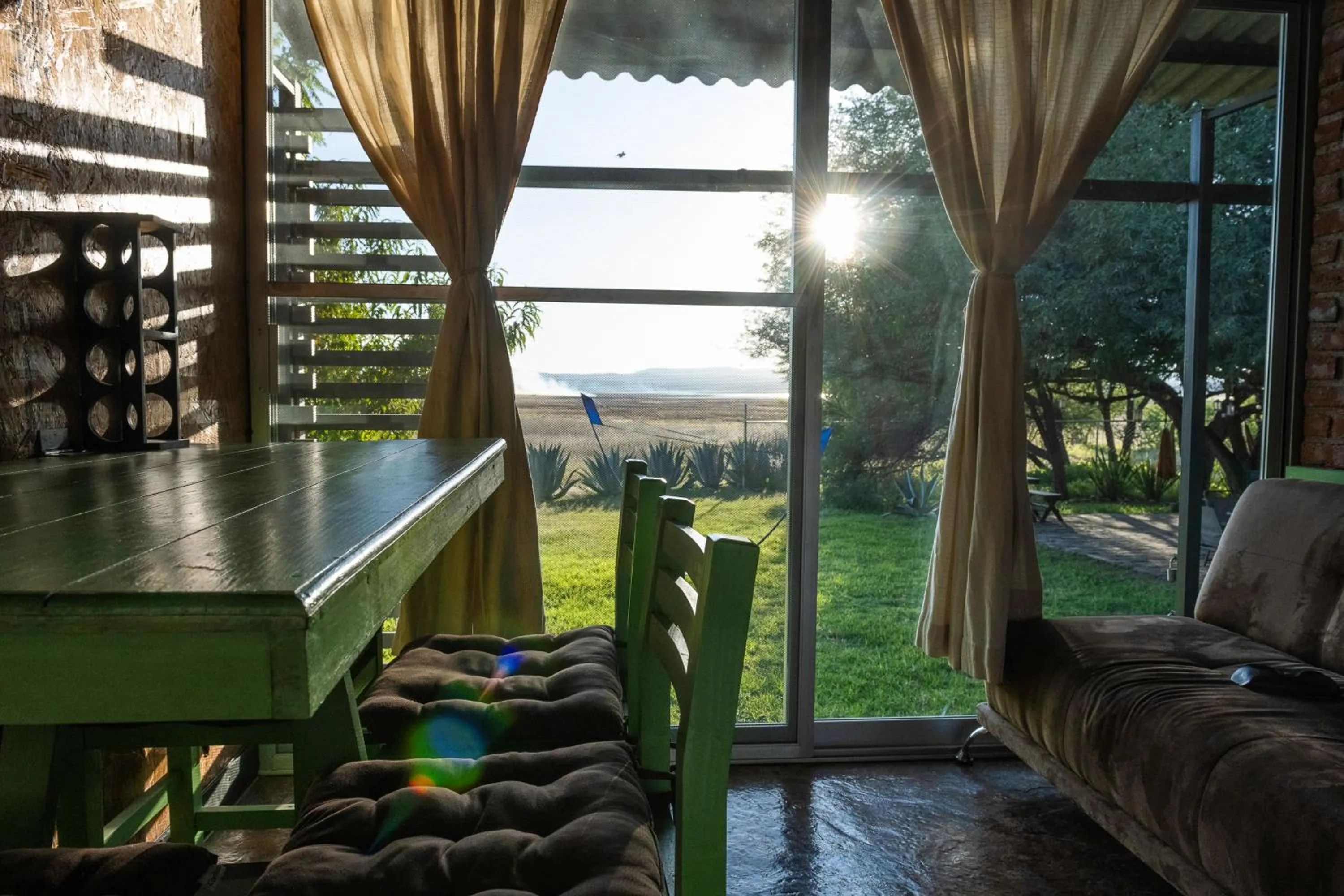 Living room in Mesa Verde by Rotamundos