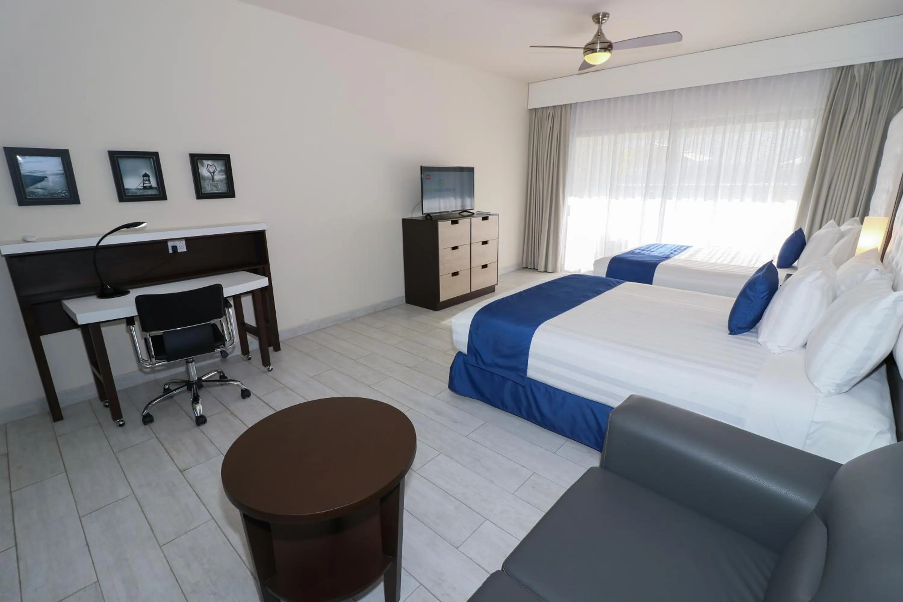 Bedroom, Bed in Medano Hotel and Spa