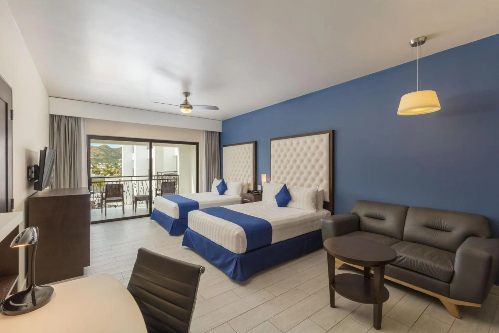 Photo of the whole room, Bed in Medano Hotel and Spa