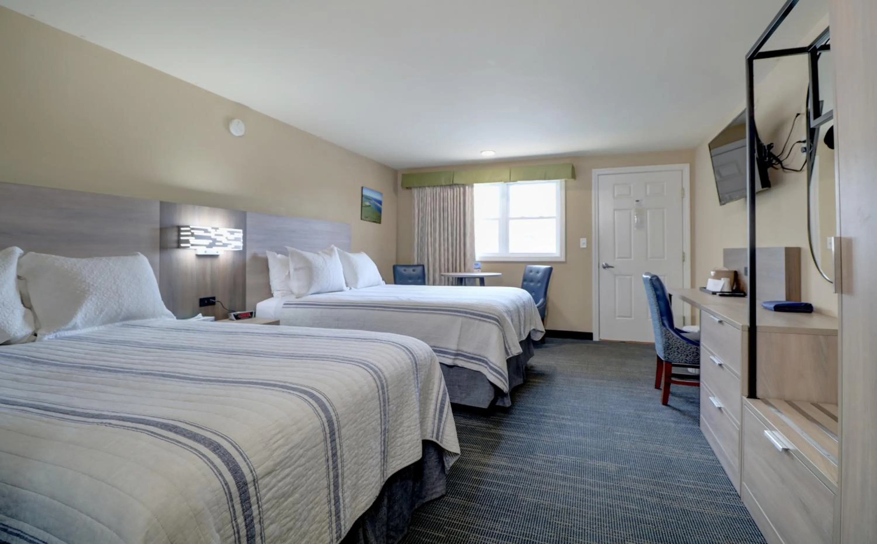 Photo of the whole room, Bed in Wells-Ogunquit Resort Motel & Cottages