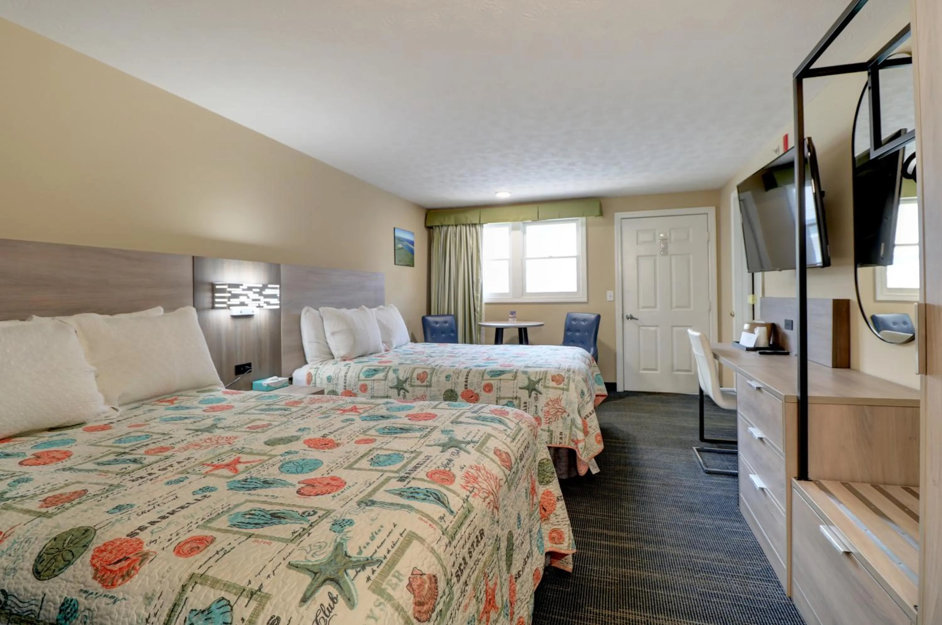 Photo of the whole room, Bed in Wells-Ogunquit Resort Motel & Cottages