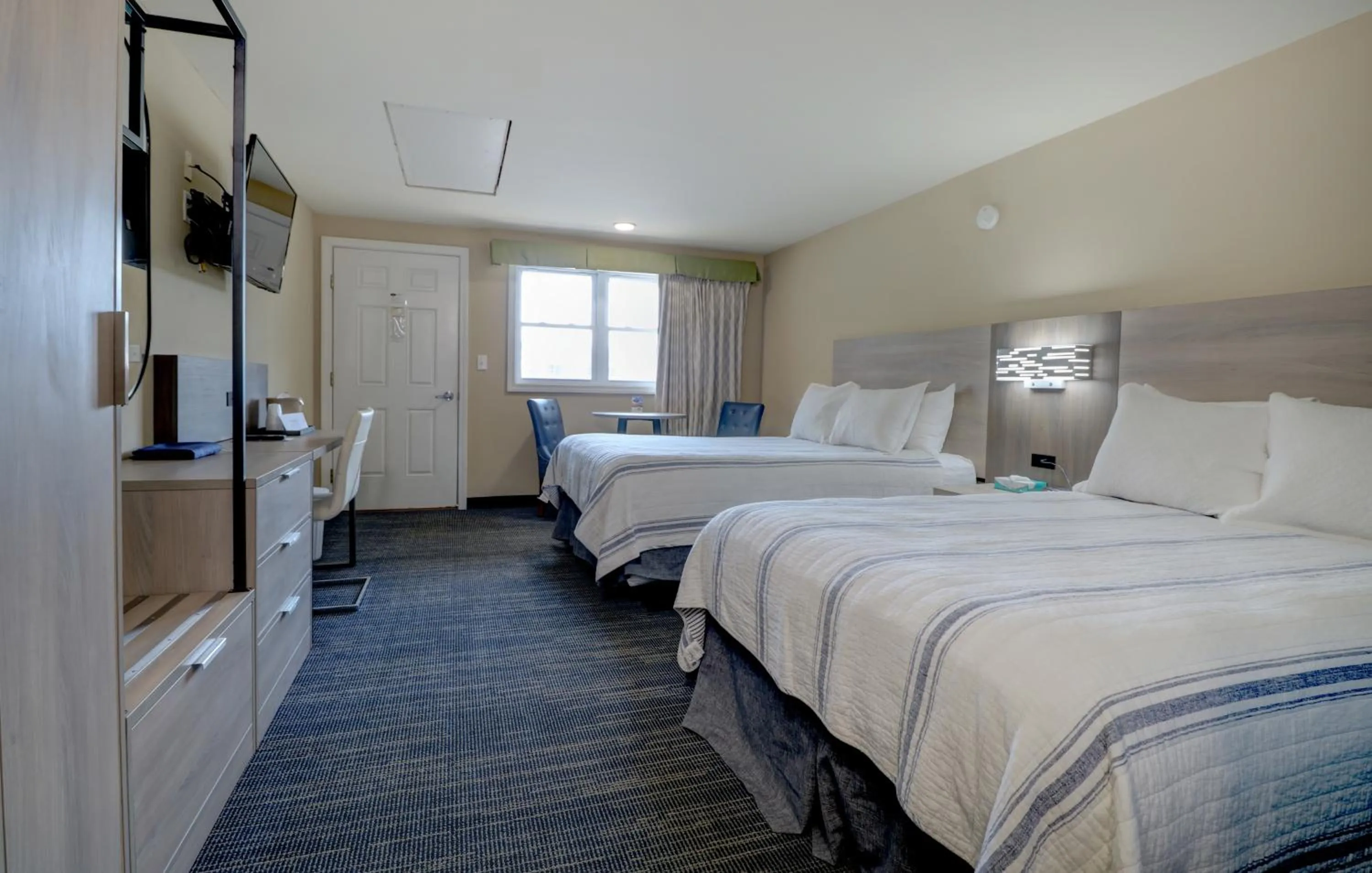 Photo of the whole room, Bed in Wells-Ogunquit Resort Motel & Cottages