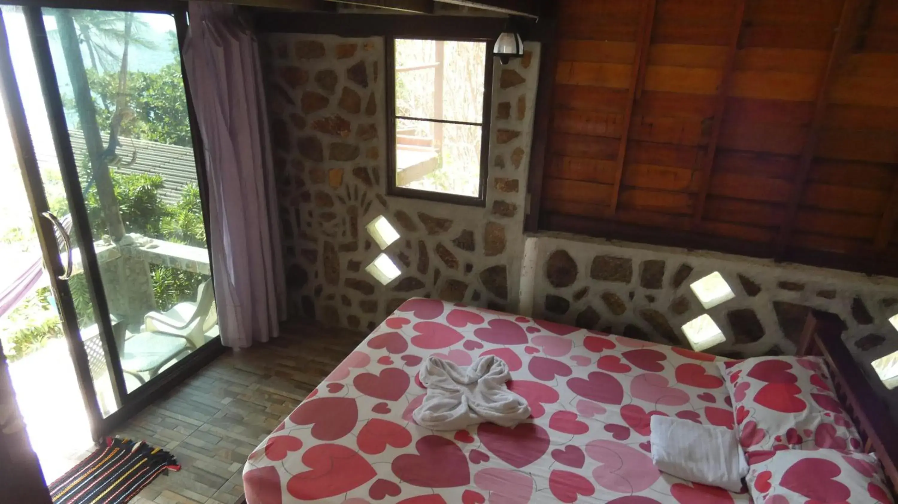Quadruple Room with Sea View in Tao Thong Villa 2 Quadruple Room with Sea View in Tao Thong Villa 2