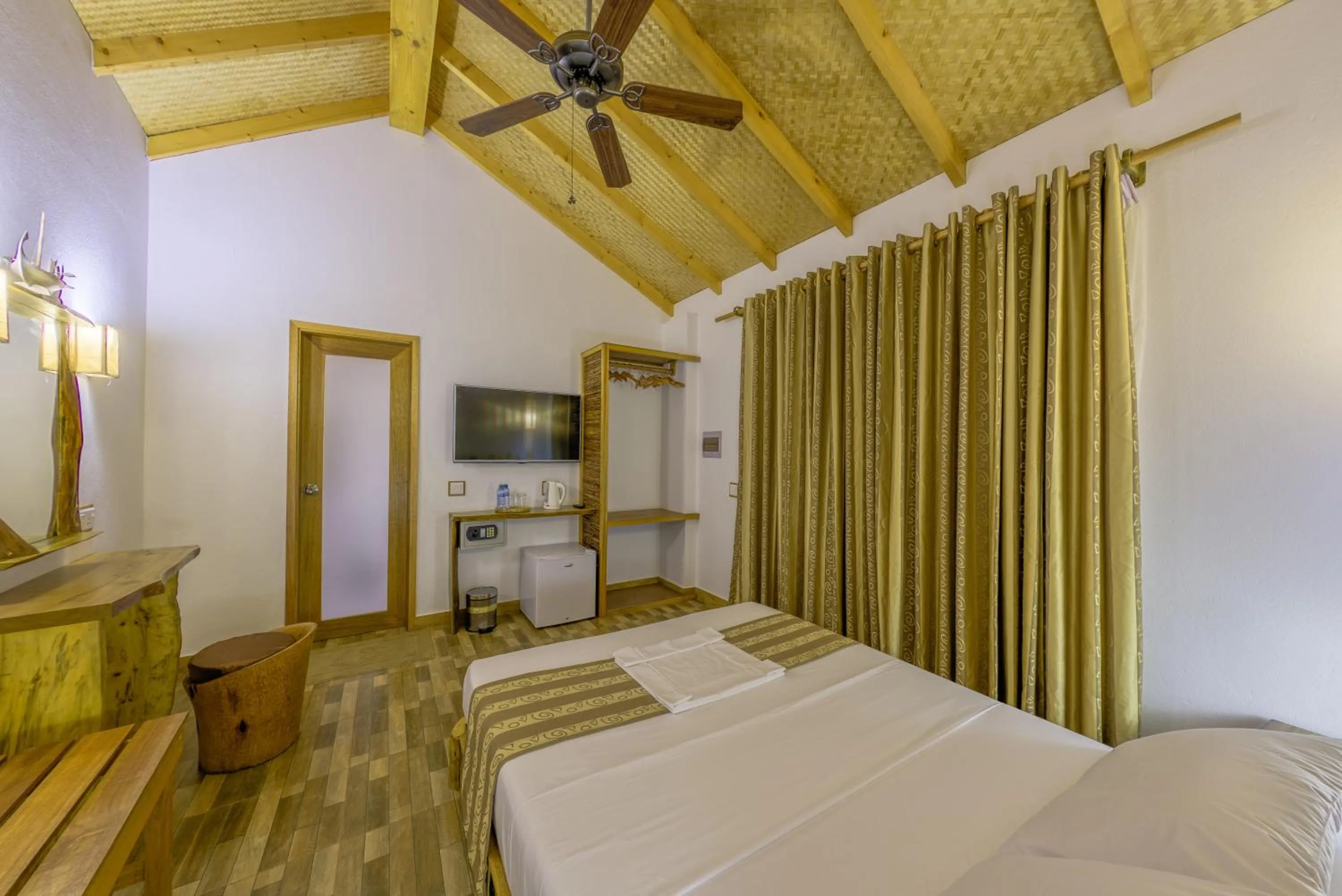 Bedroom, Bed in Ameera Maldives