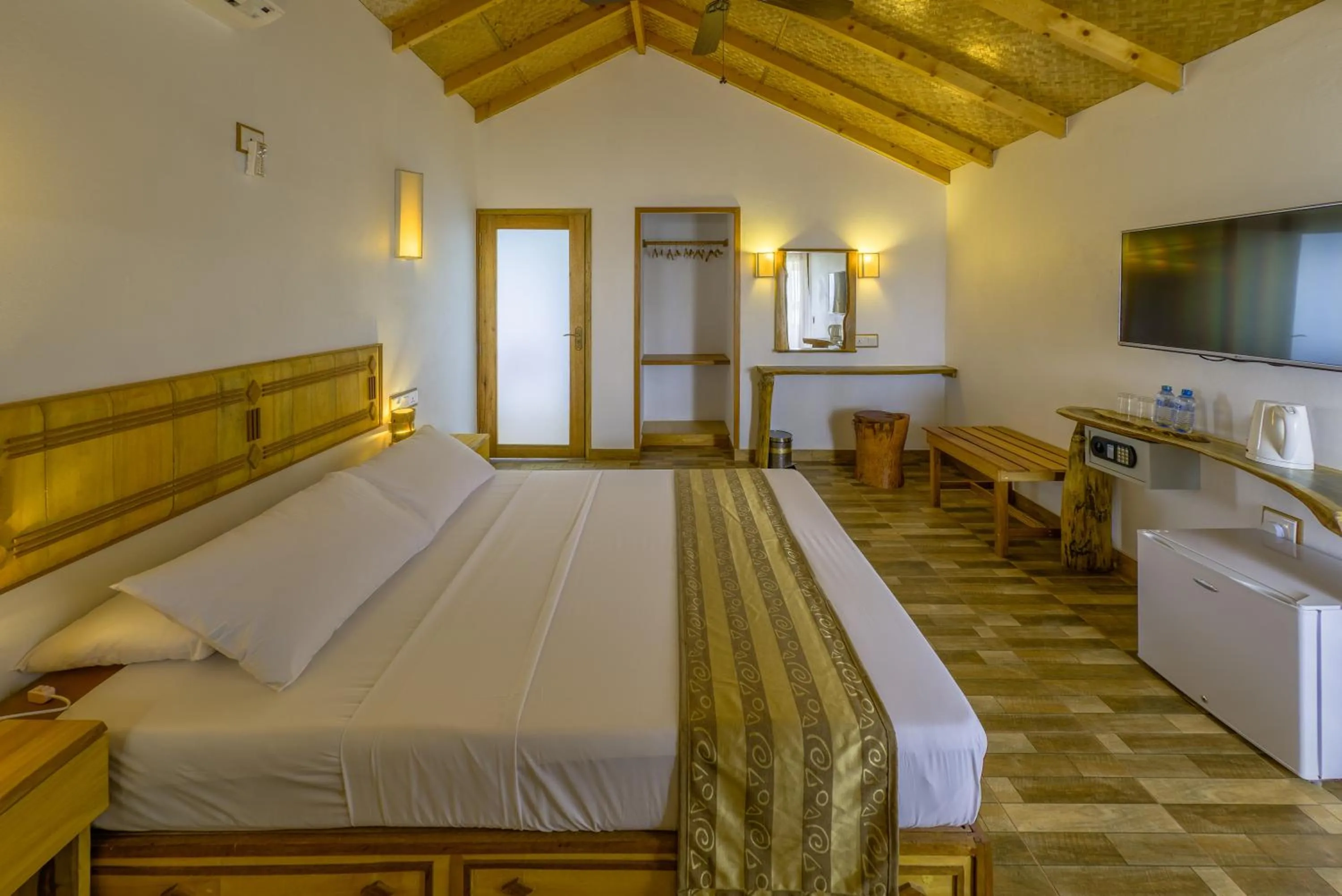 Photo of the whole room, Bed in Ameera Maldives