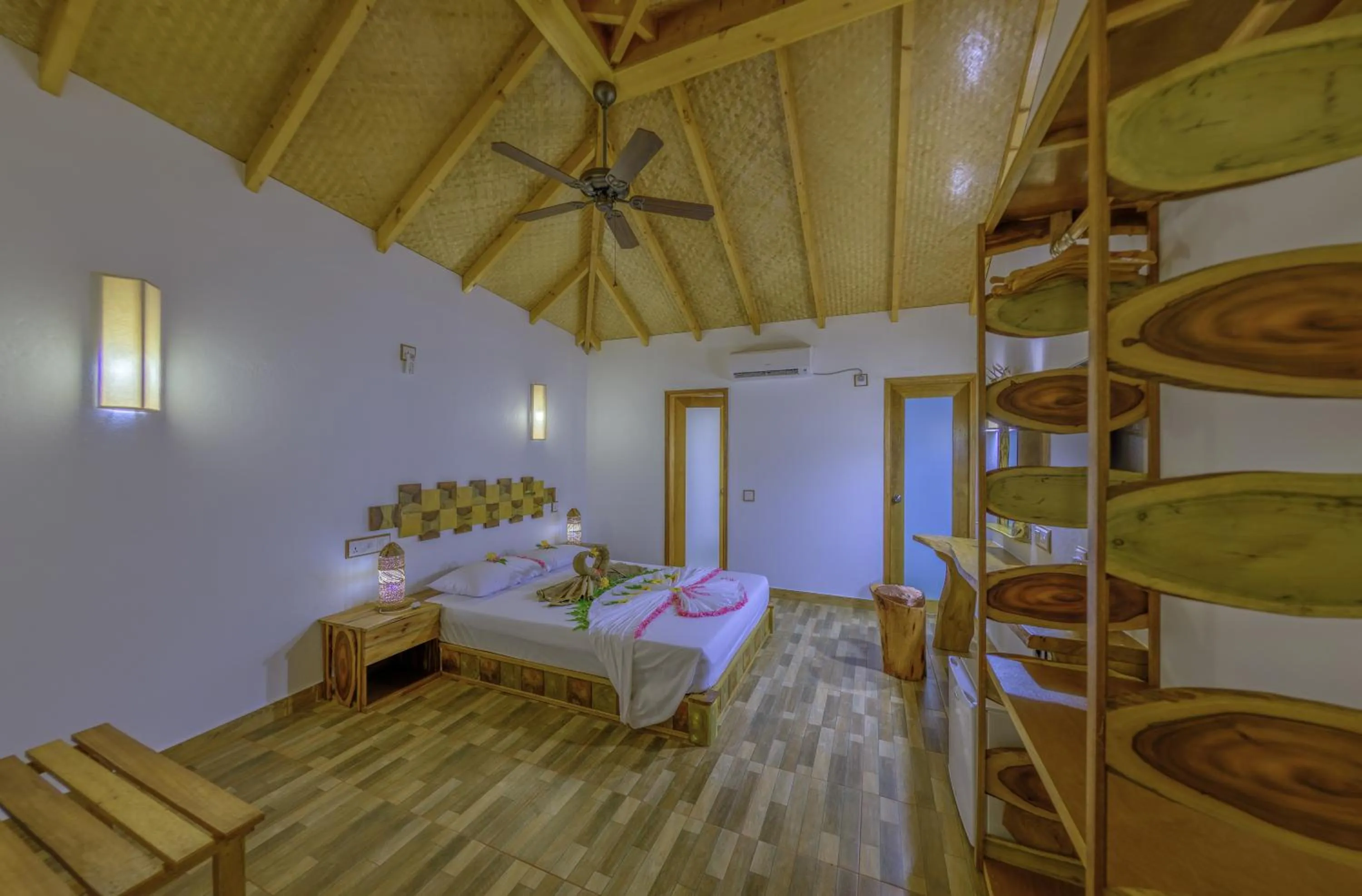 Photo of the whole room, Bed in Ameera Maldives
