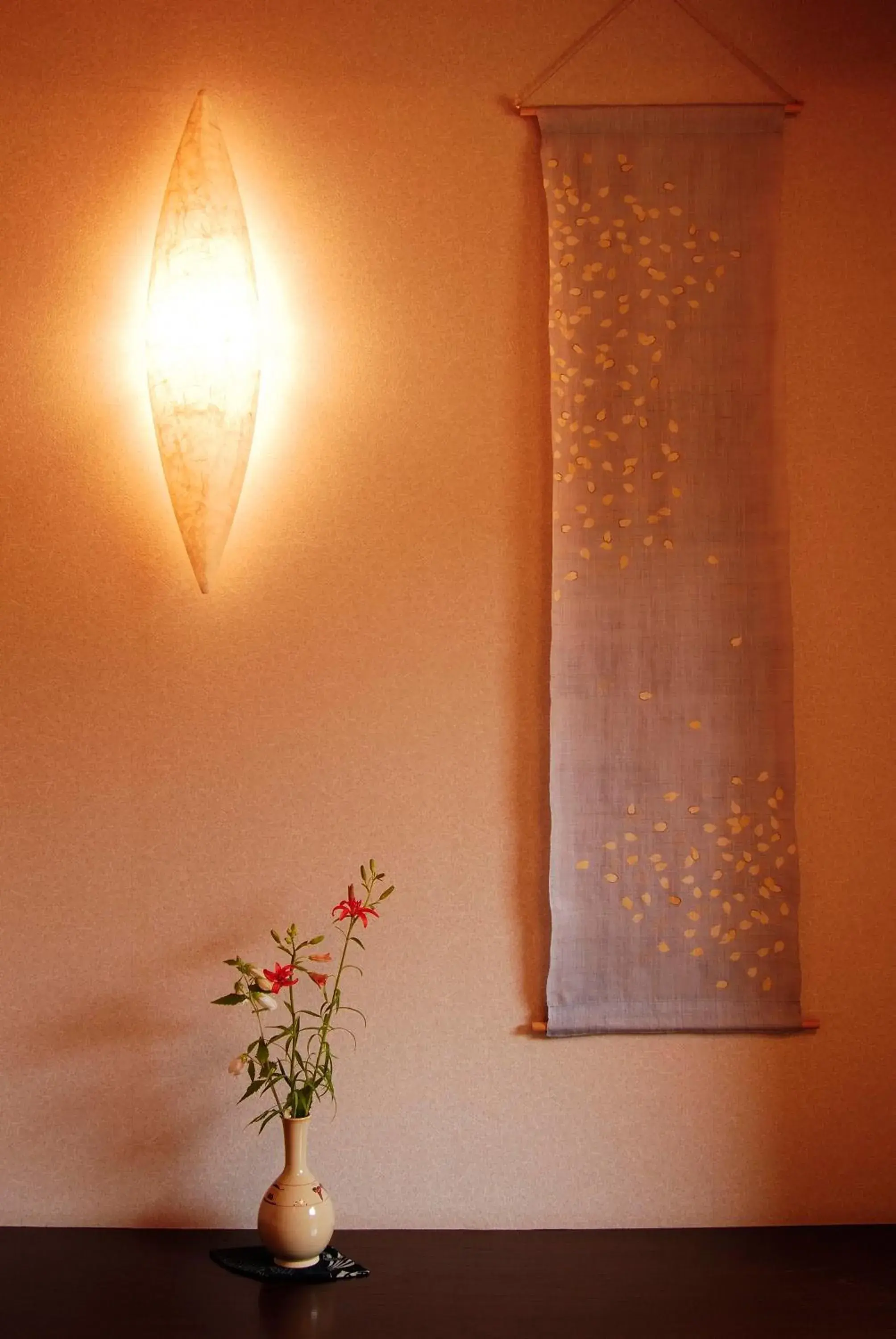 Photo of the whole room in 吉野荘湯川屋 Yoshinosou Yukawaya Photo of the whole room in 吉野荘湯川屋 Yoshinosou Yukawaya