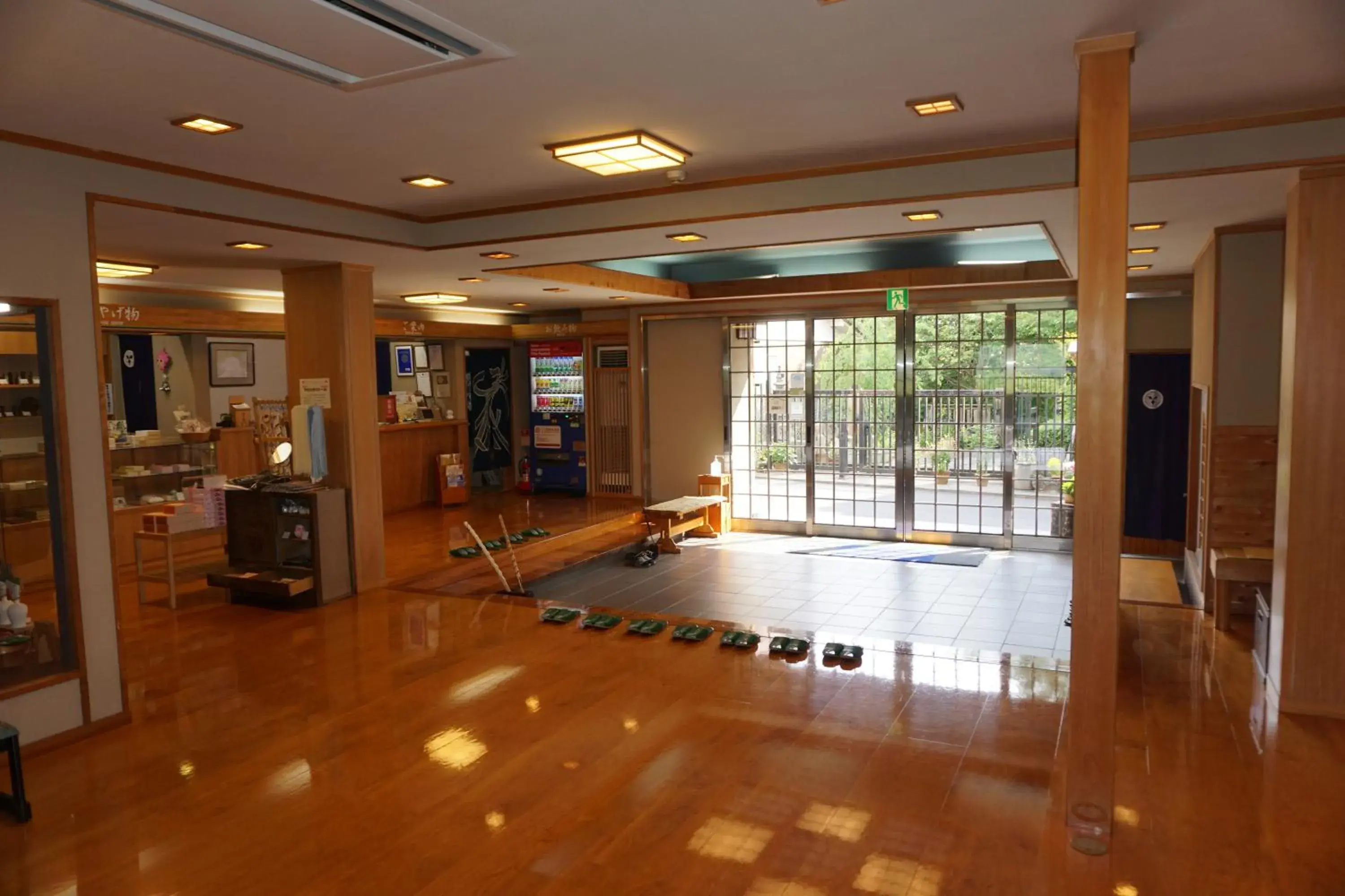 Lobby or reception in 吉野荘湯川屋 Yoshinosou Yukawaya Lobby or reception in 吉野荘湯川屋 Yoshinosou Yukawaya