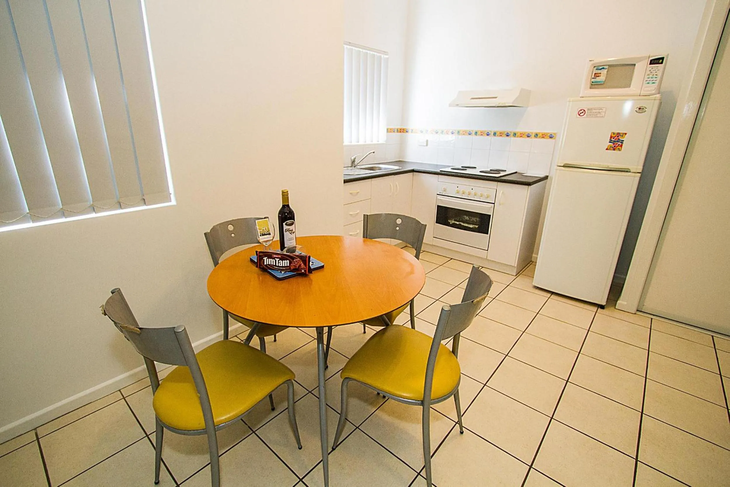 Breakaway – Central Beachside Studio for 4 w/ Shared Pool, Minutes to Central Agnes Water & 1770