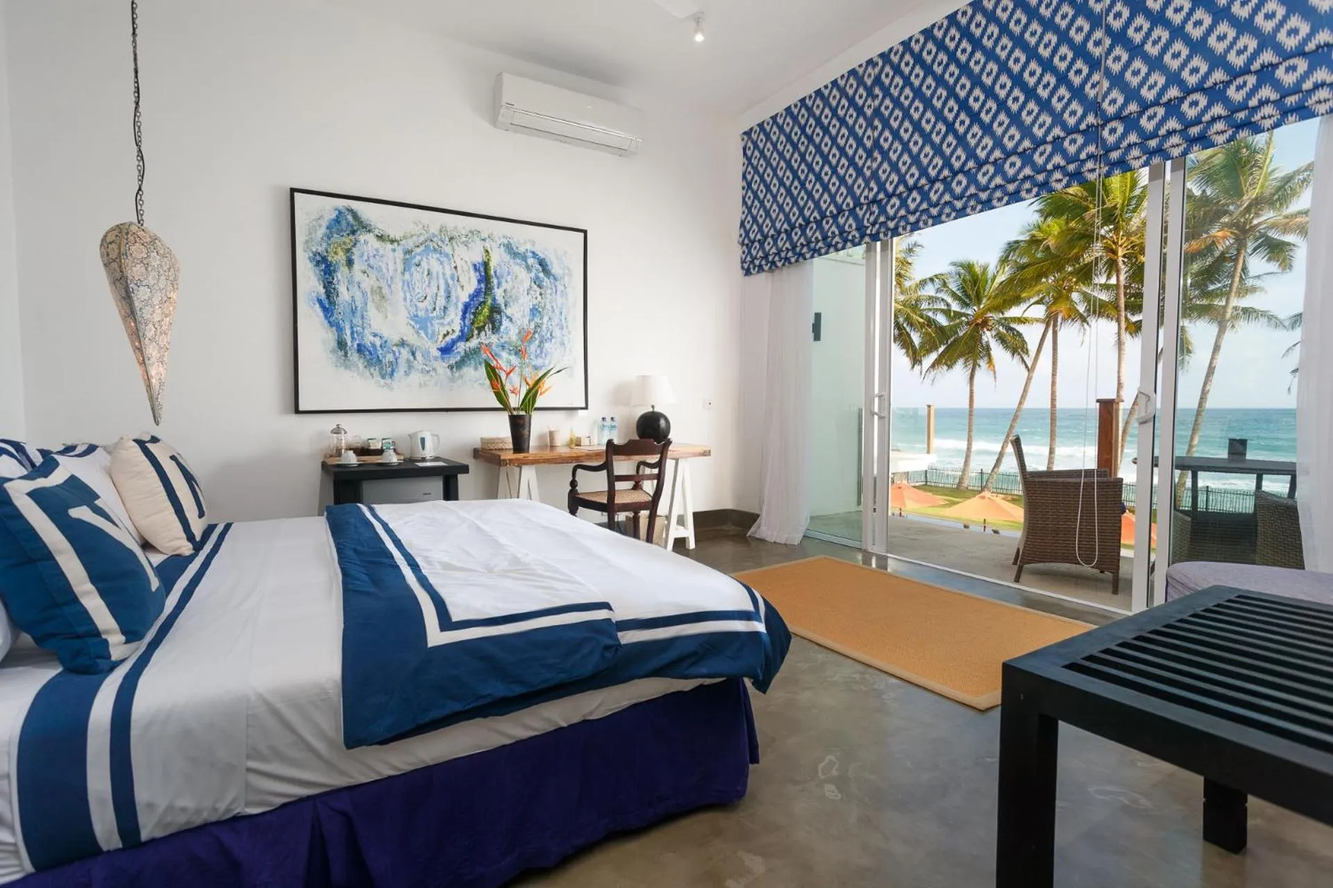 Bedroom, Bed in KK Beach