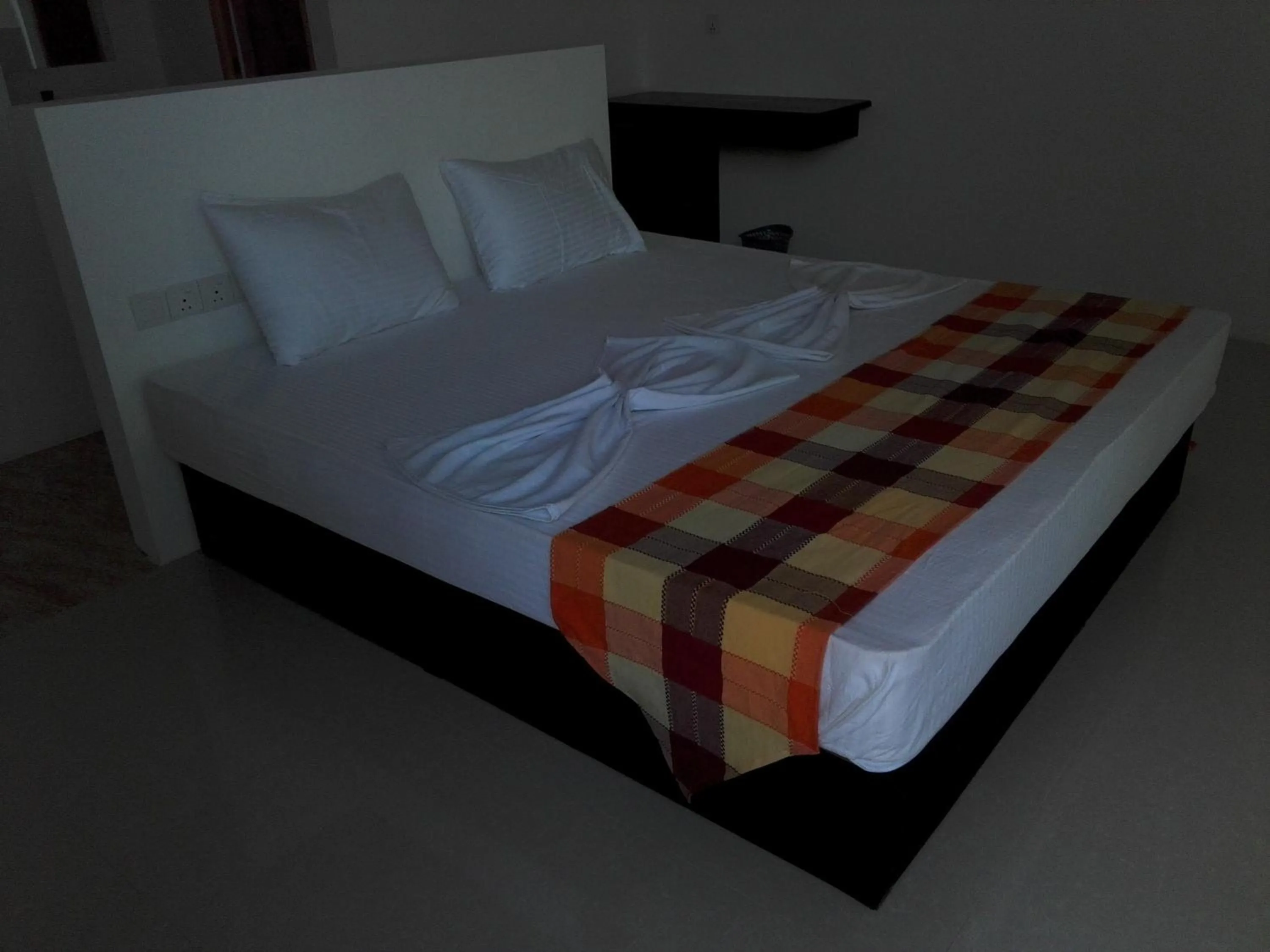 Deluxe Double Room in Sudunelum Holiday Resort