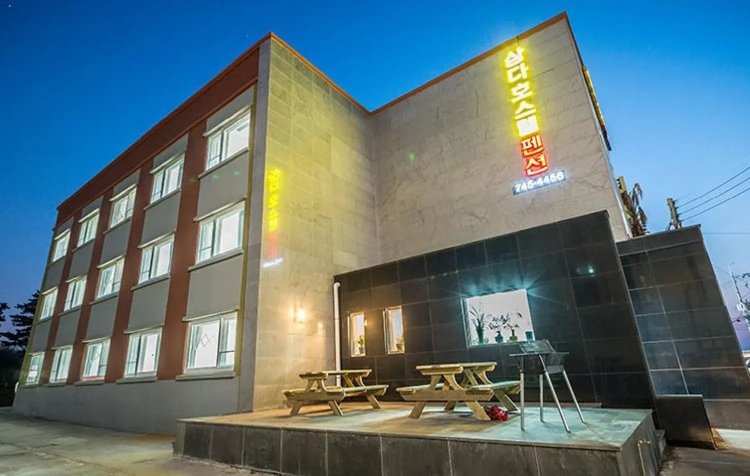 Property building in Samda Hostel Property building in Samda Hostel