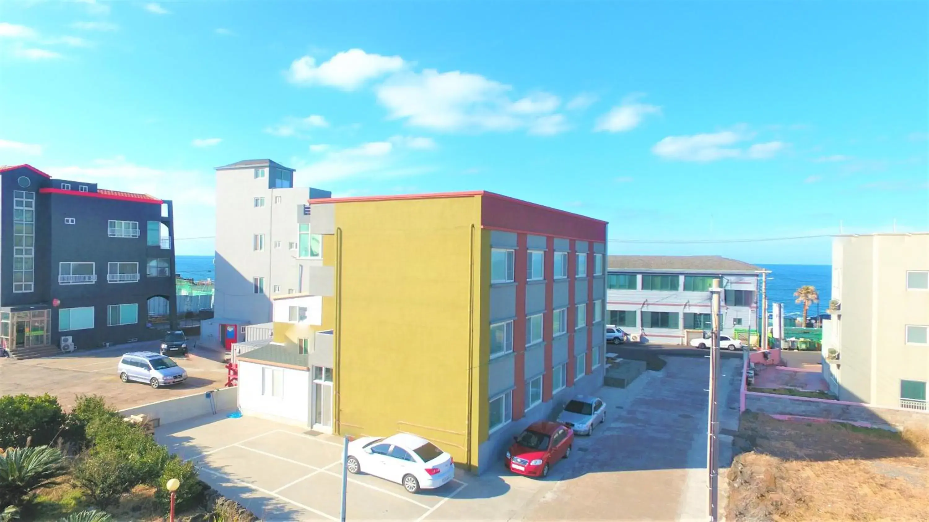 Facade/entrance in Samda Hostel Facade/entrance in Samda Hostel