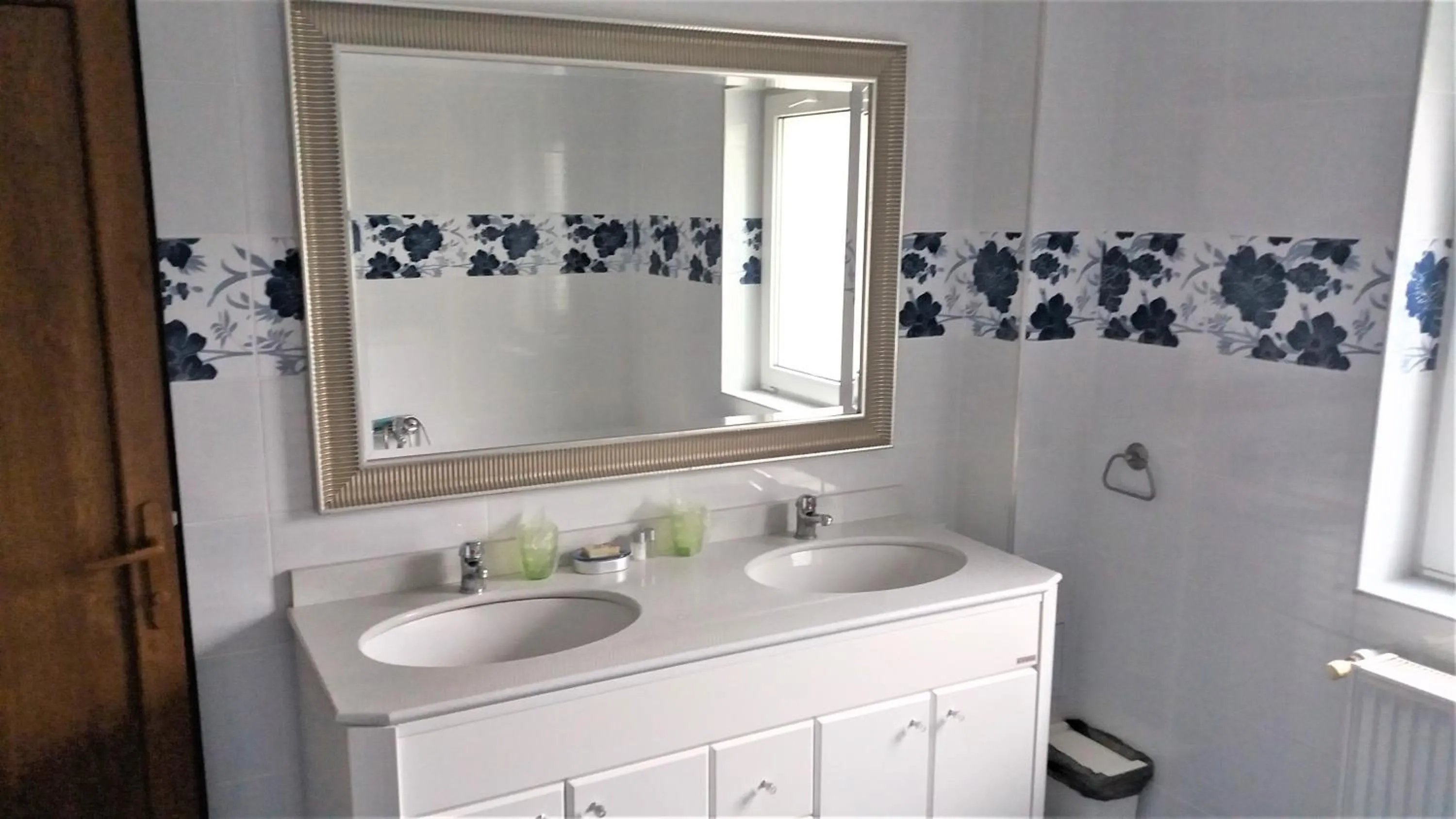 Bathroom in Hotel Monteoru