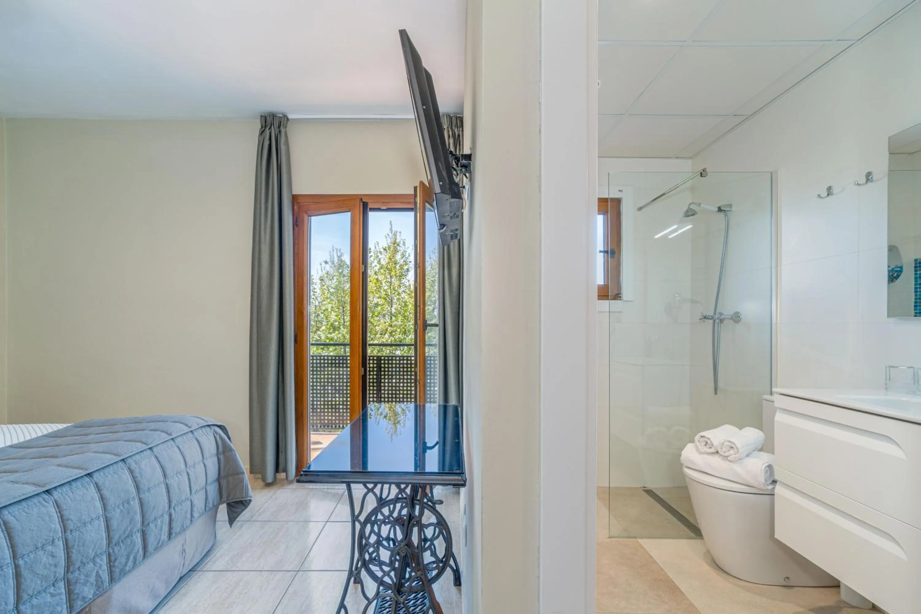 Bathroom in Hotel Montmar