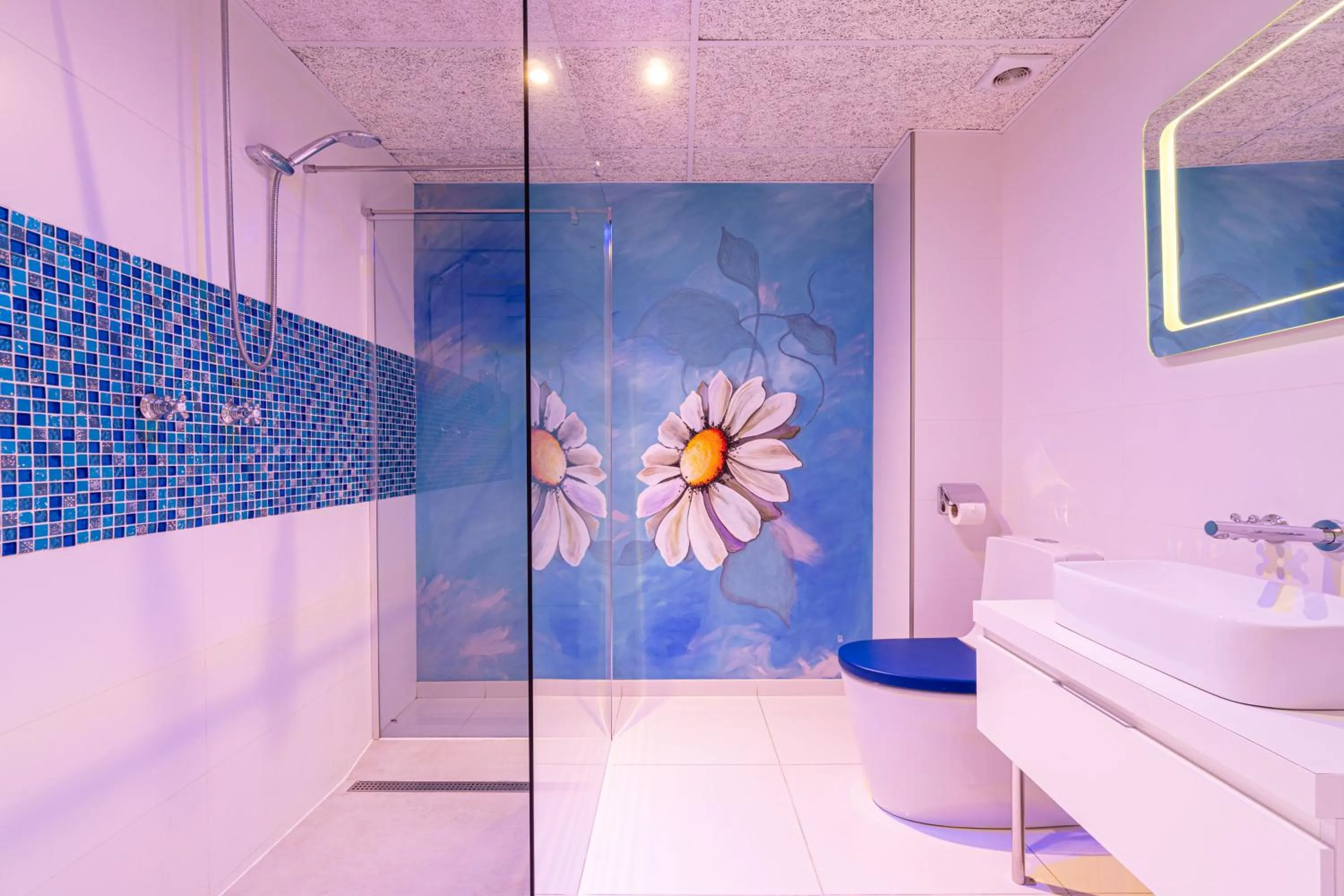 Bathroom in Hotel Montmar