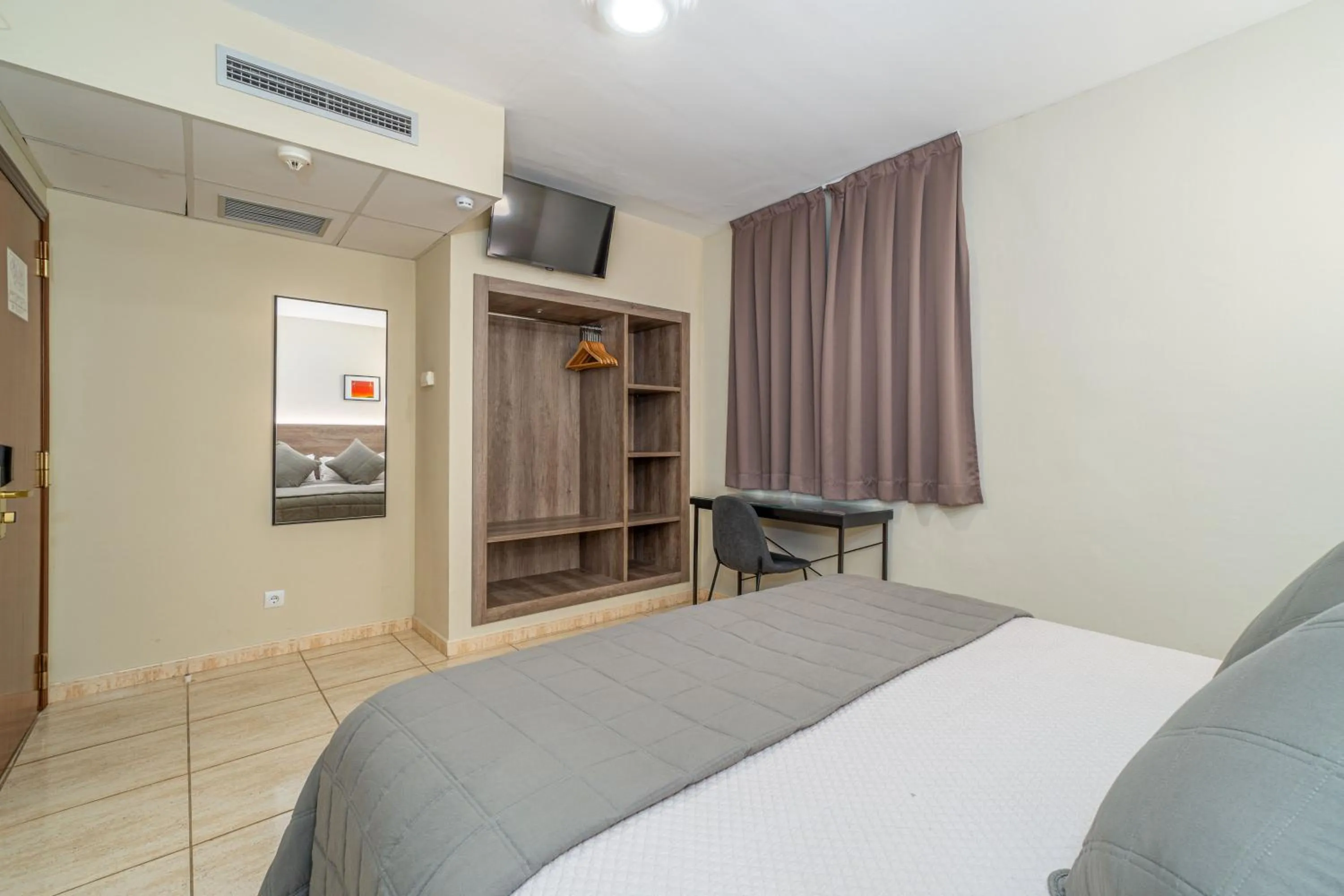 Bed in Hotel Montmar