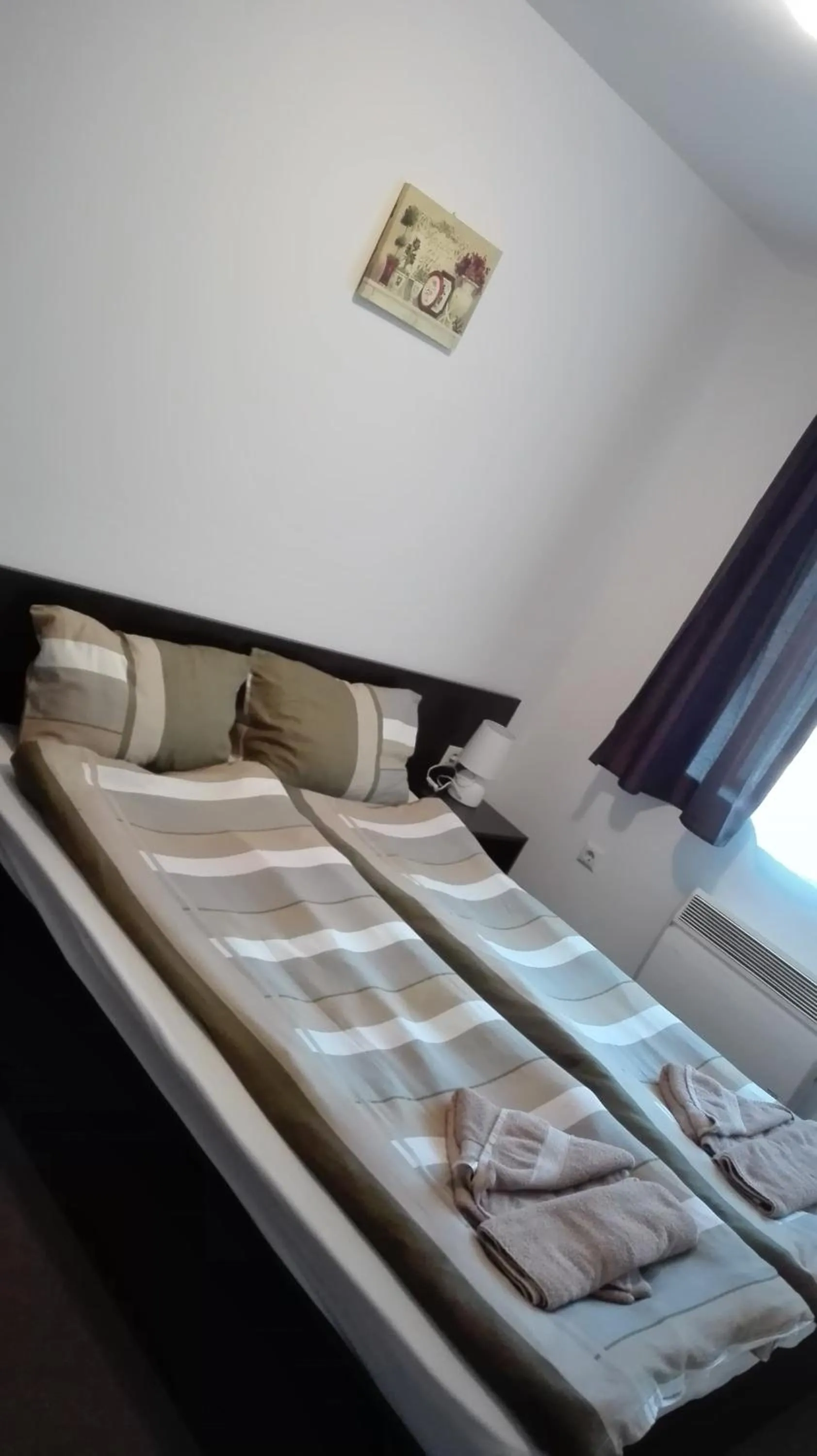 Balcony/Terrace, Bed in Mountain Top Mina