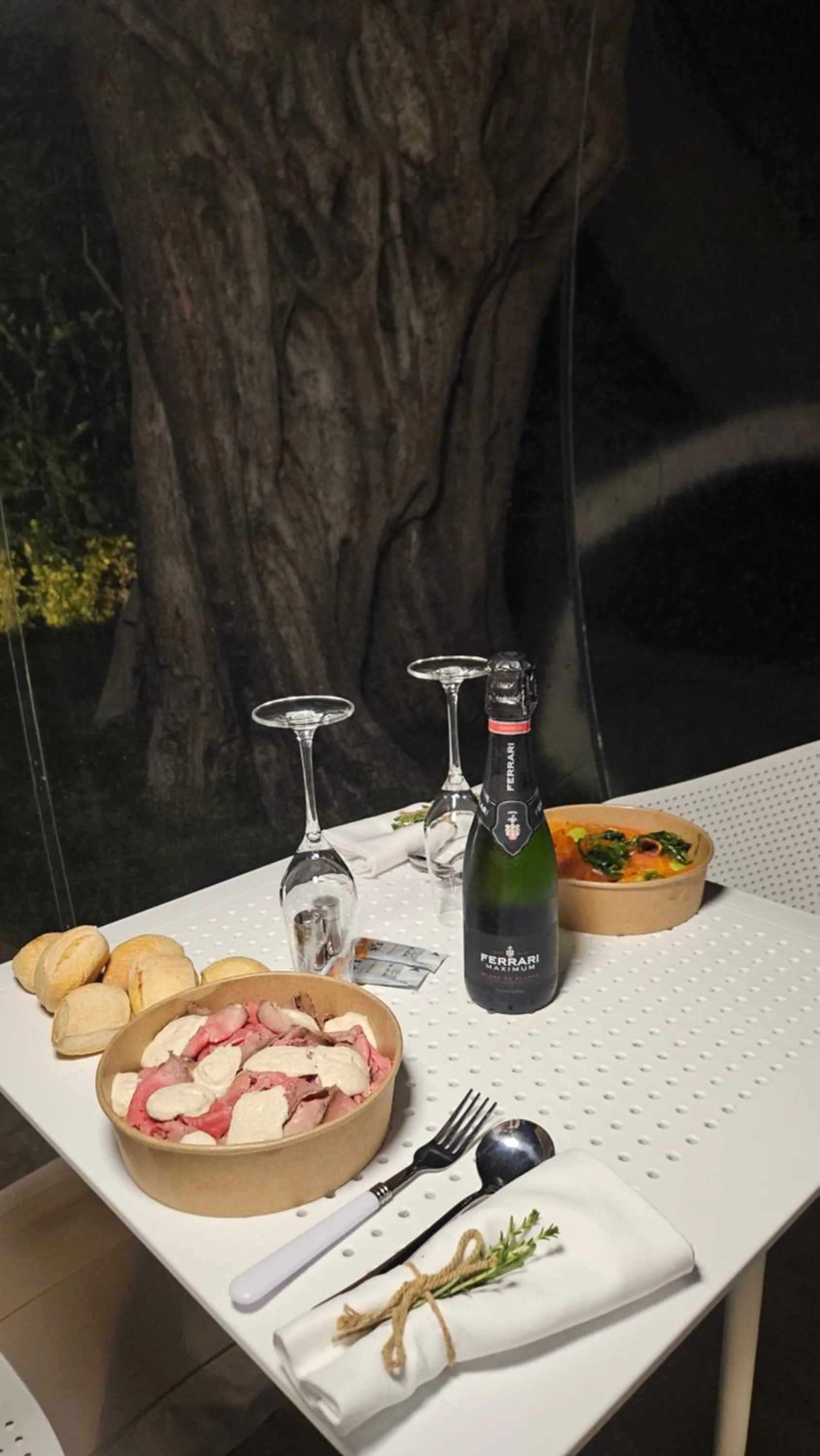 Food and drinks in Tenuta Danesi - Camere - Appartamenti - Bubble Room