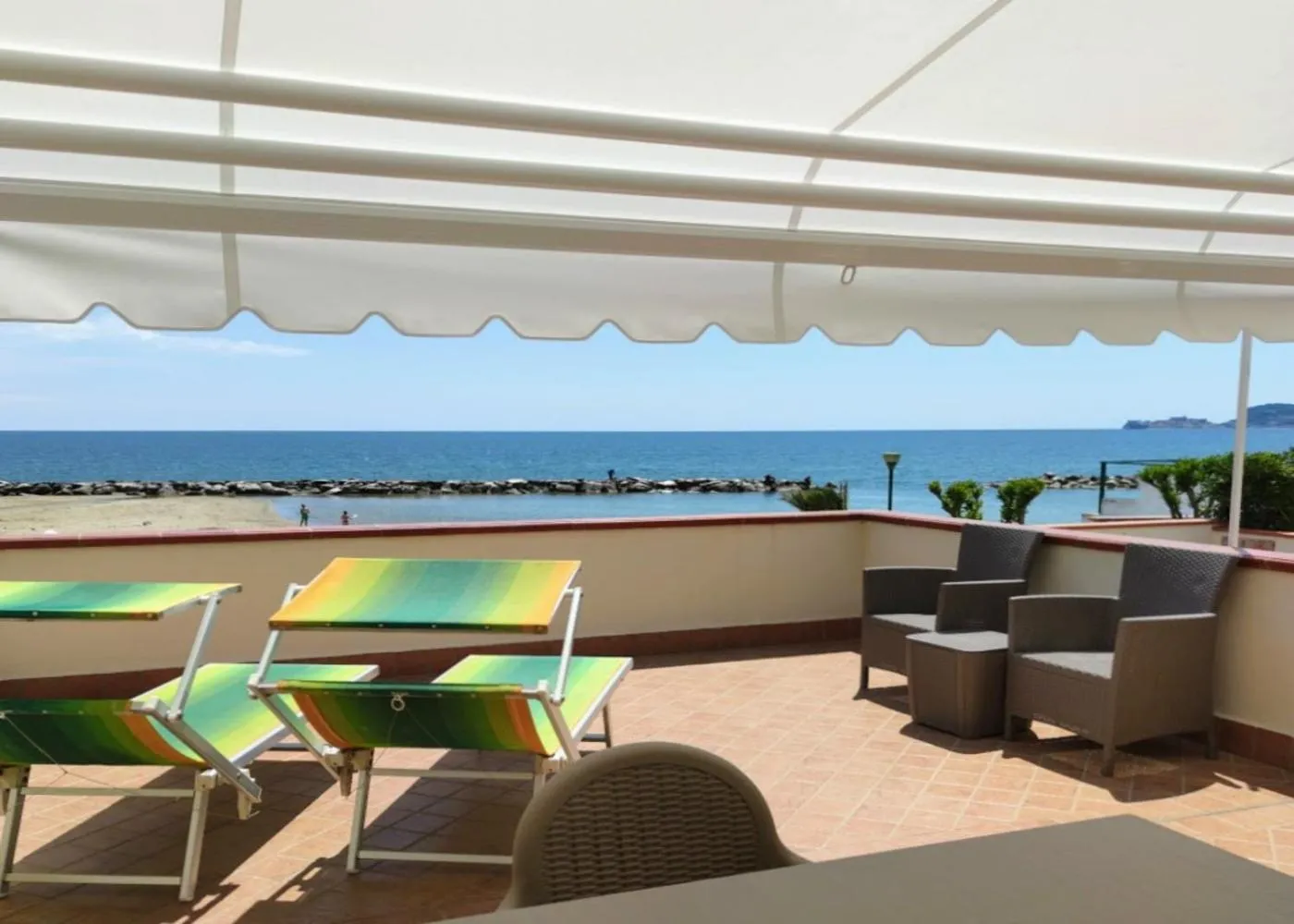 Two-Bedroom Apartment with Sea View in Domus Hormiae