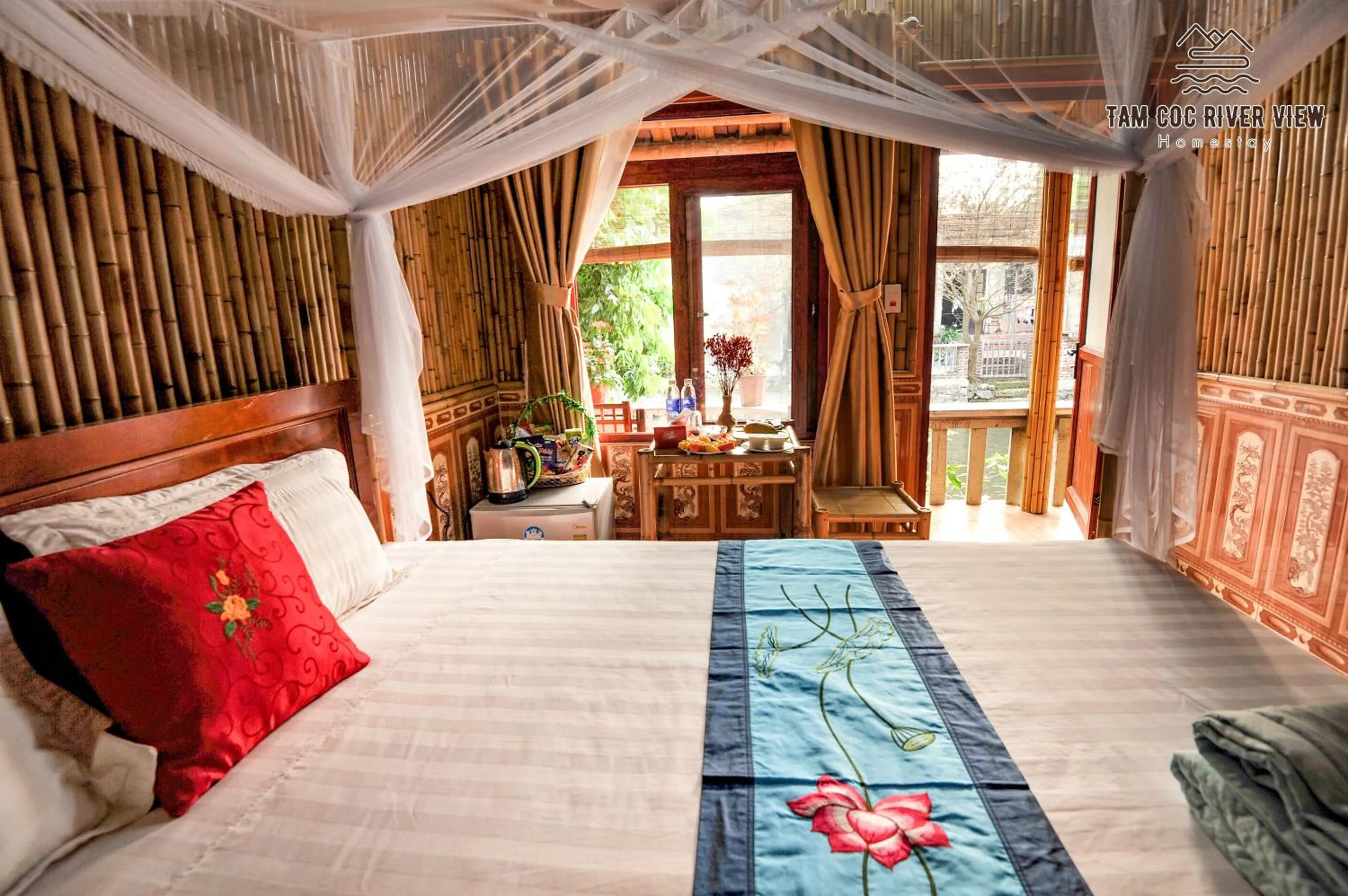 Bed in Tam Coc River View Homestay