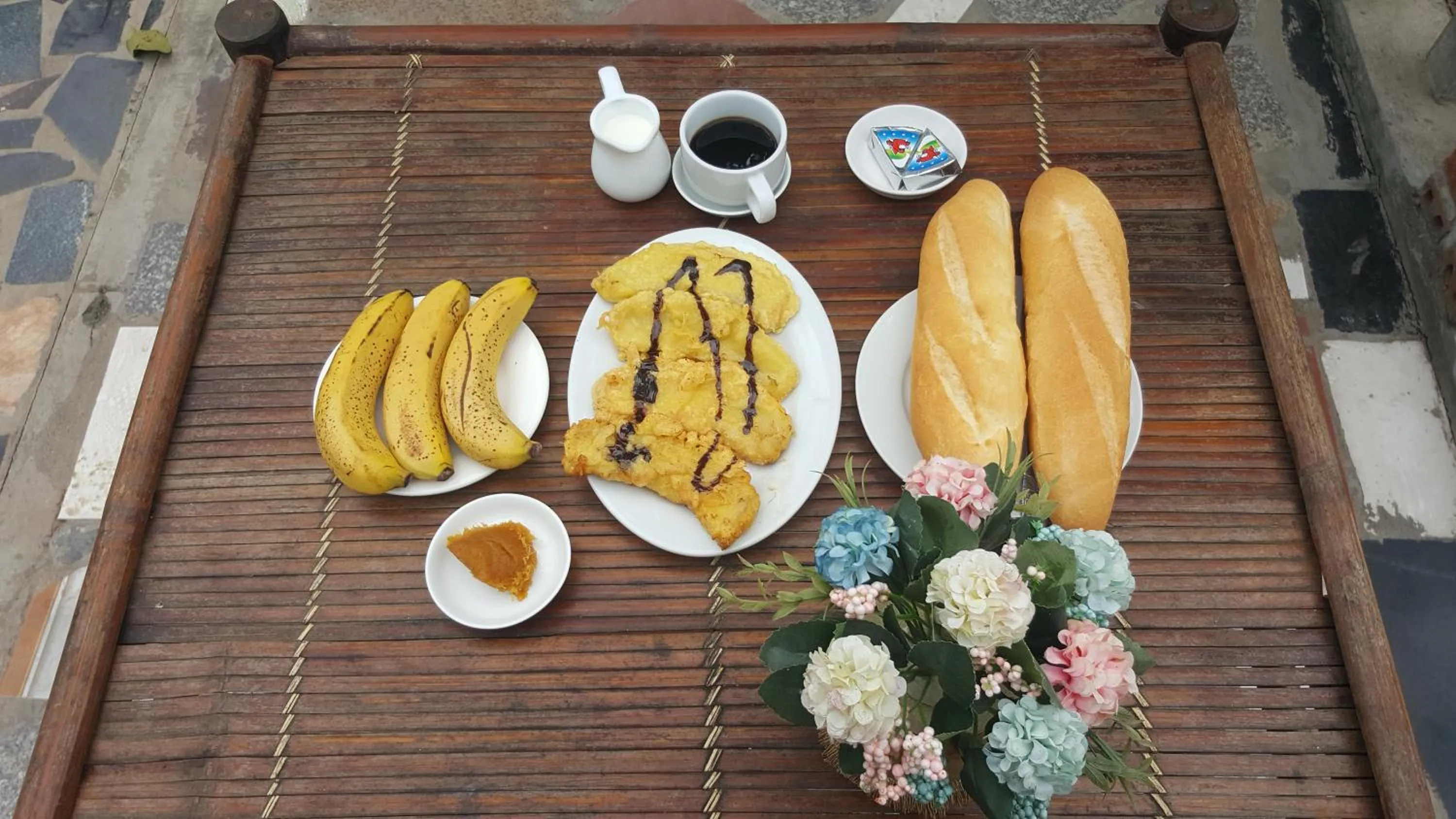 Food and drinks in Tam Coc River View Homestay
